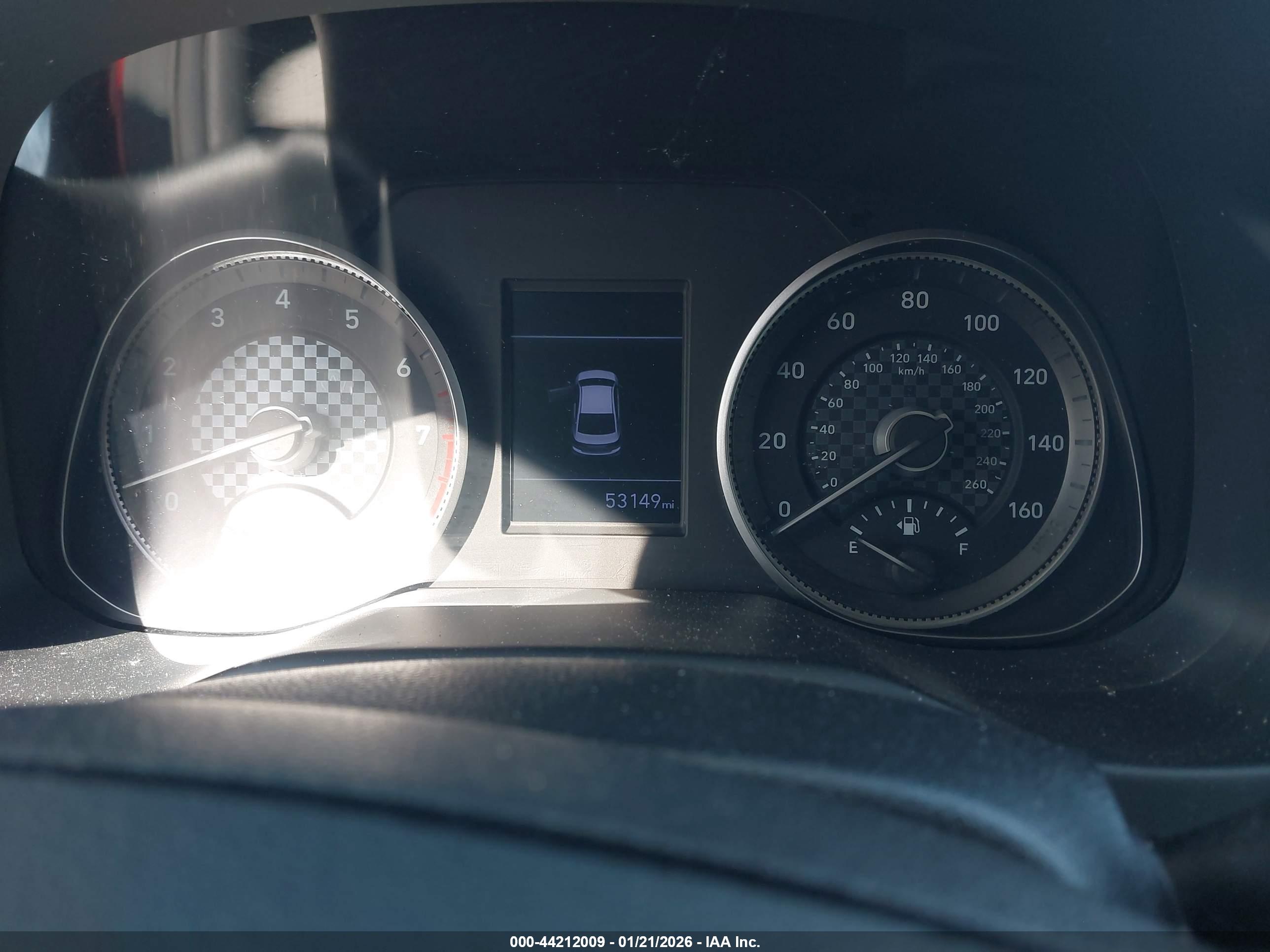 HYUNDAI ELANTRA image 7