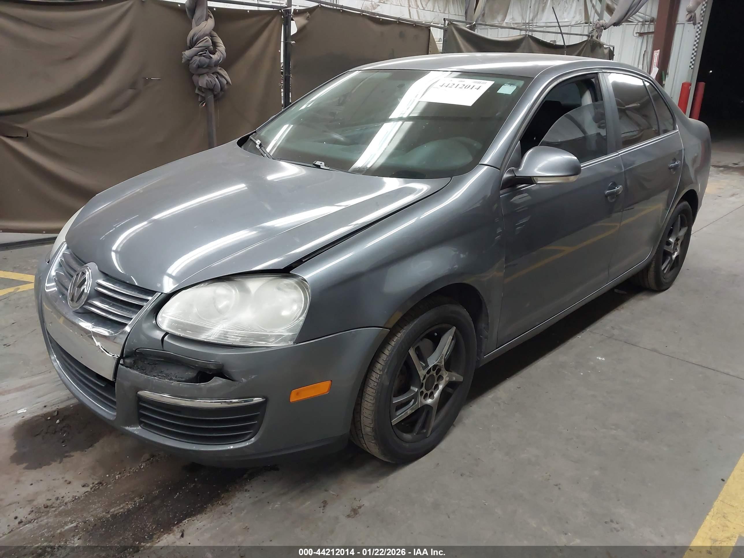 VOLKSWAGEN JETTA image 2
