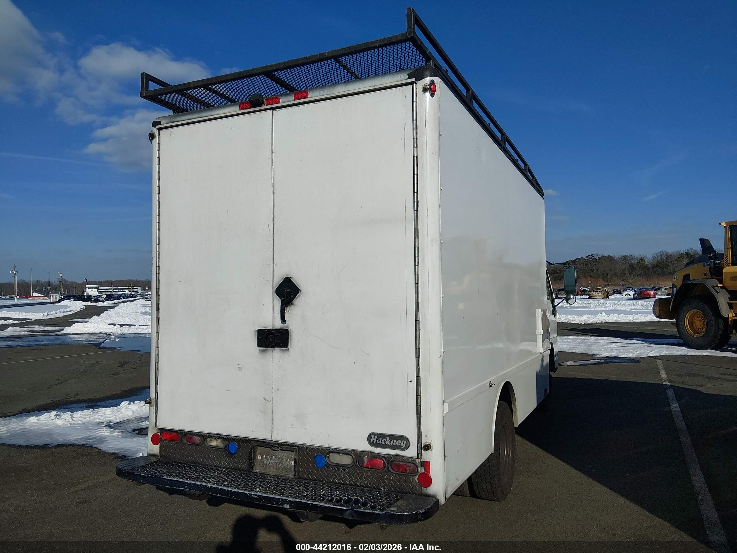 ISUZU W4S042 image 4