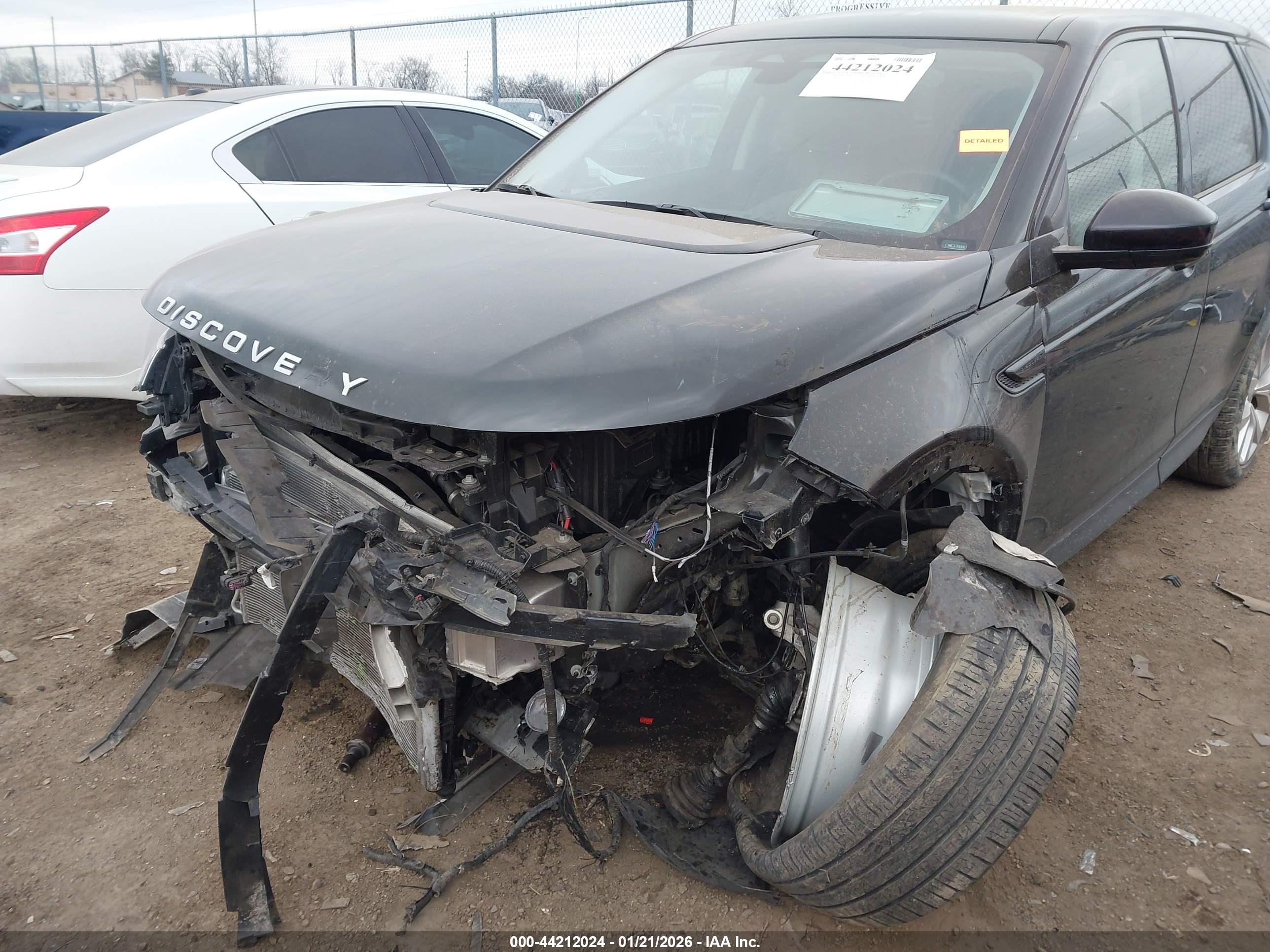 LAND ROVER image 6