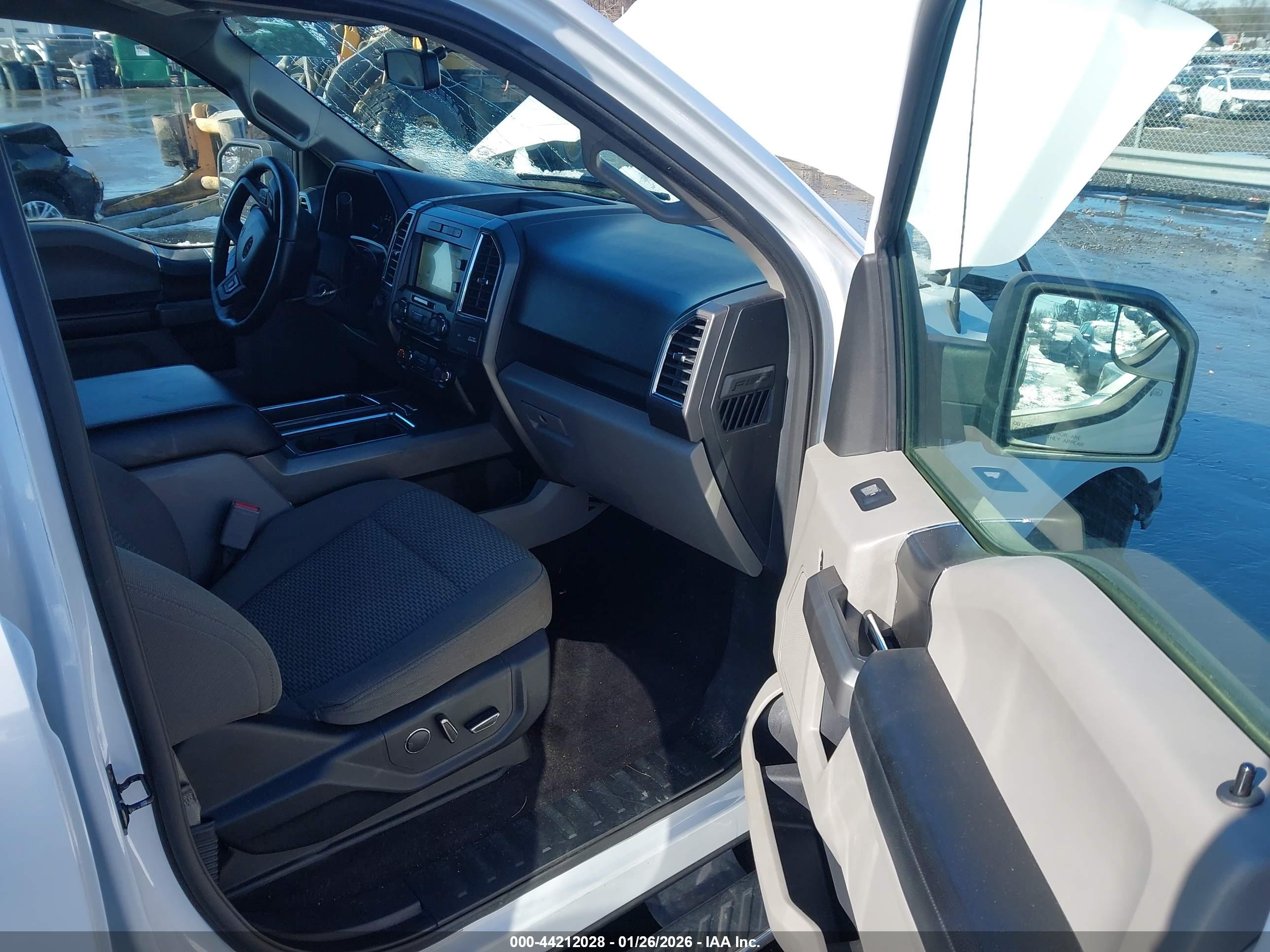 FORD F-150 image 5