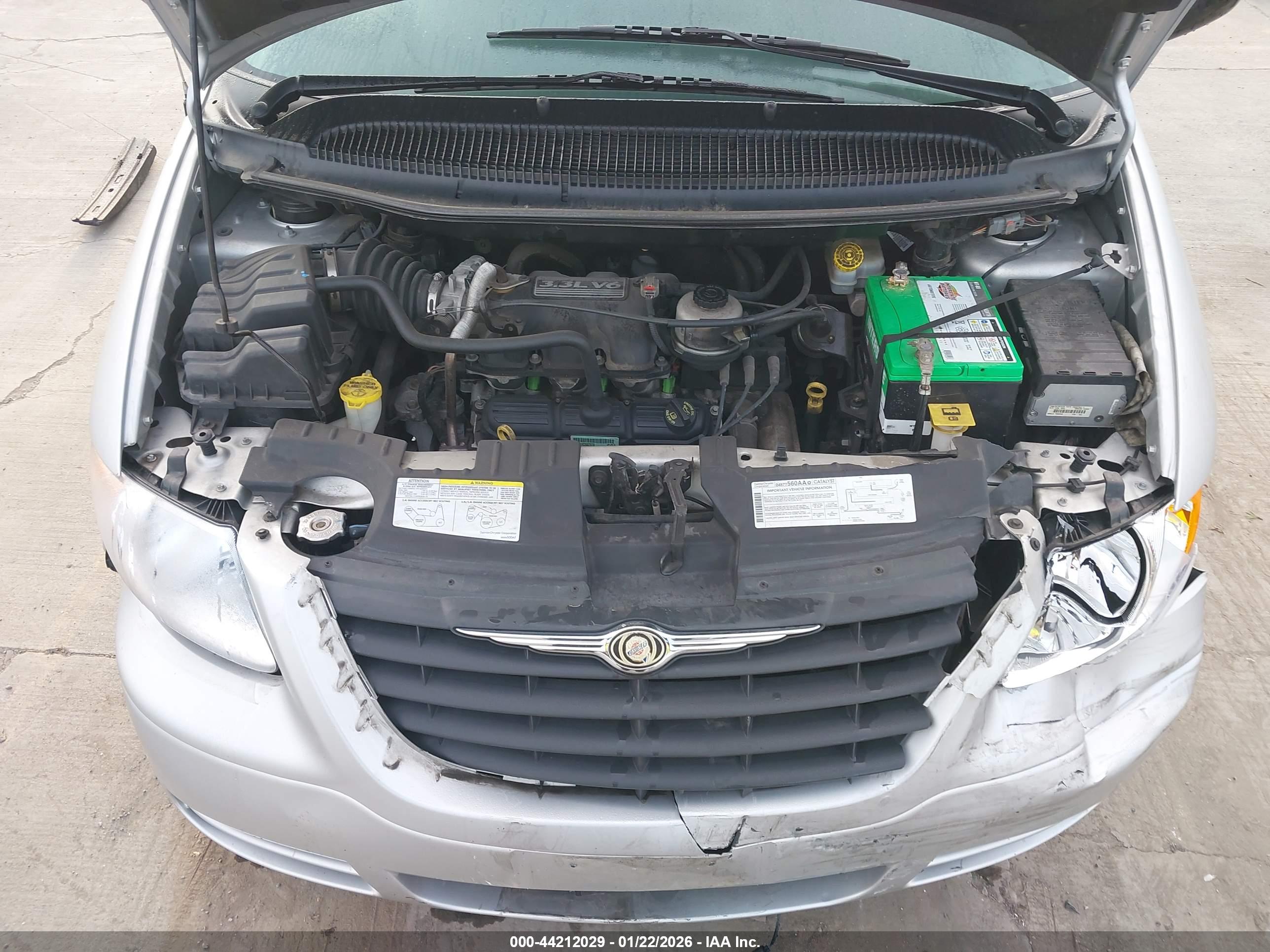 CHRYSLER TOWN image 10
