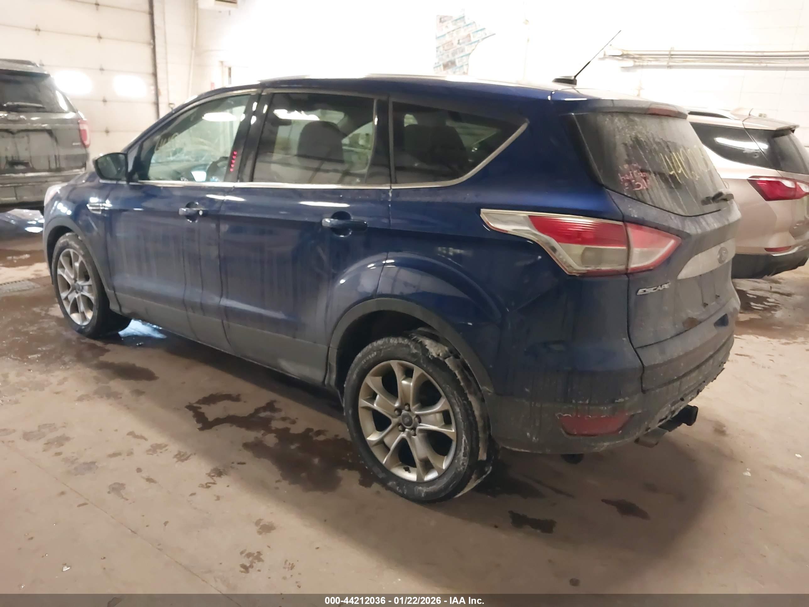 FORD ESCAPE image 3