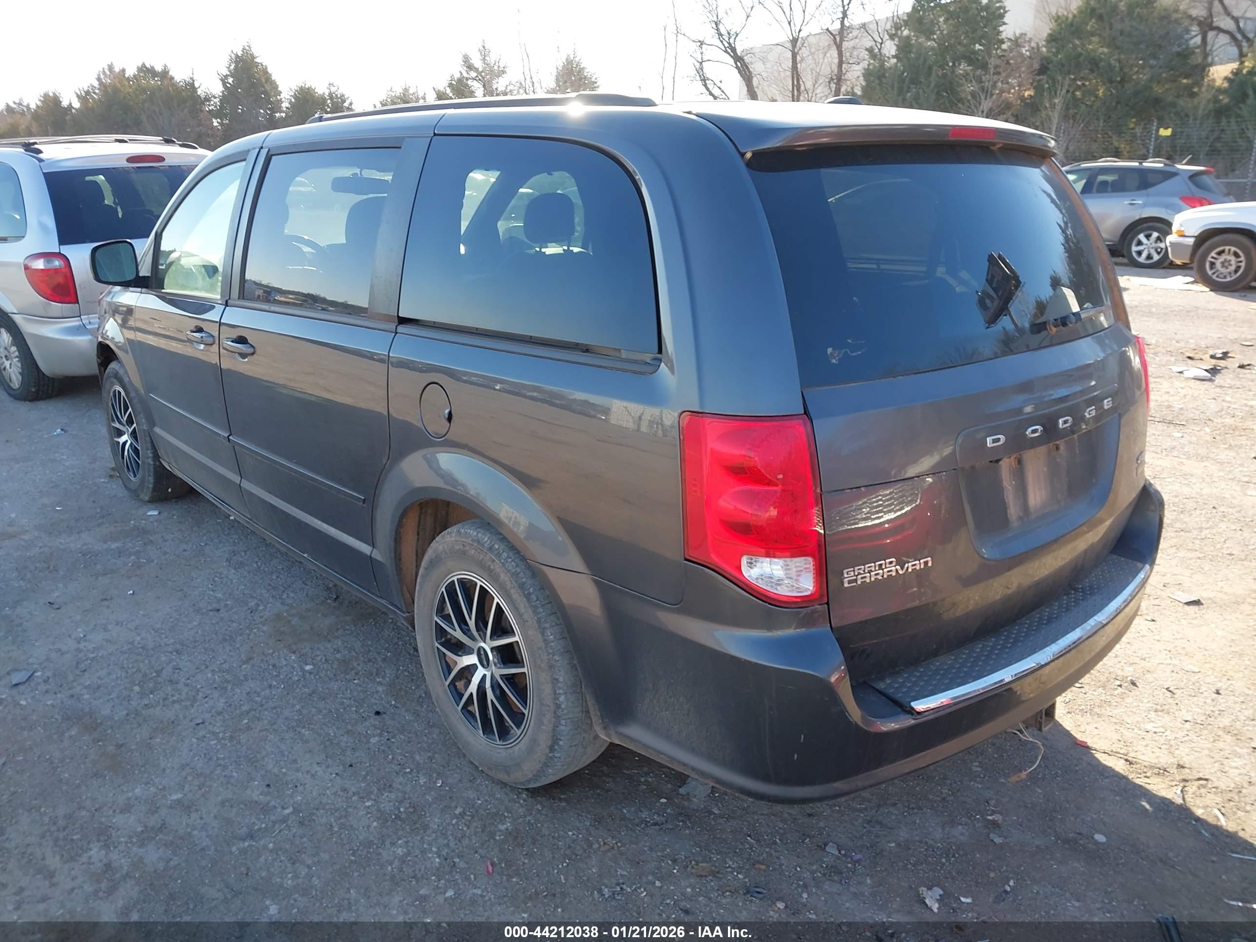 DODGE GRAND image 3