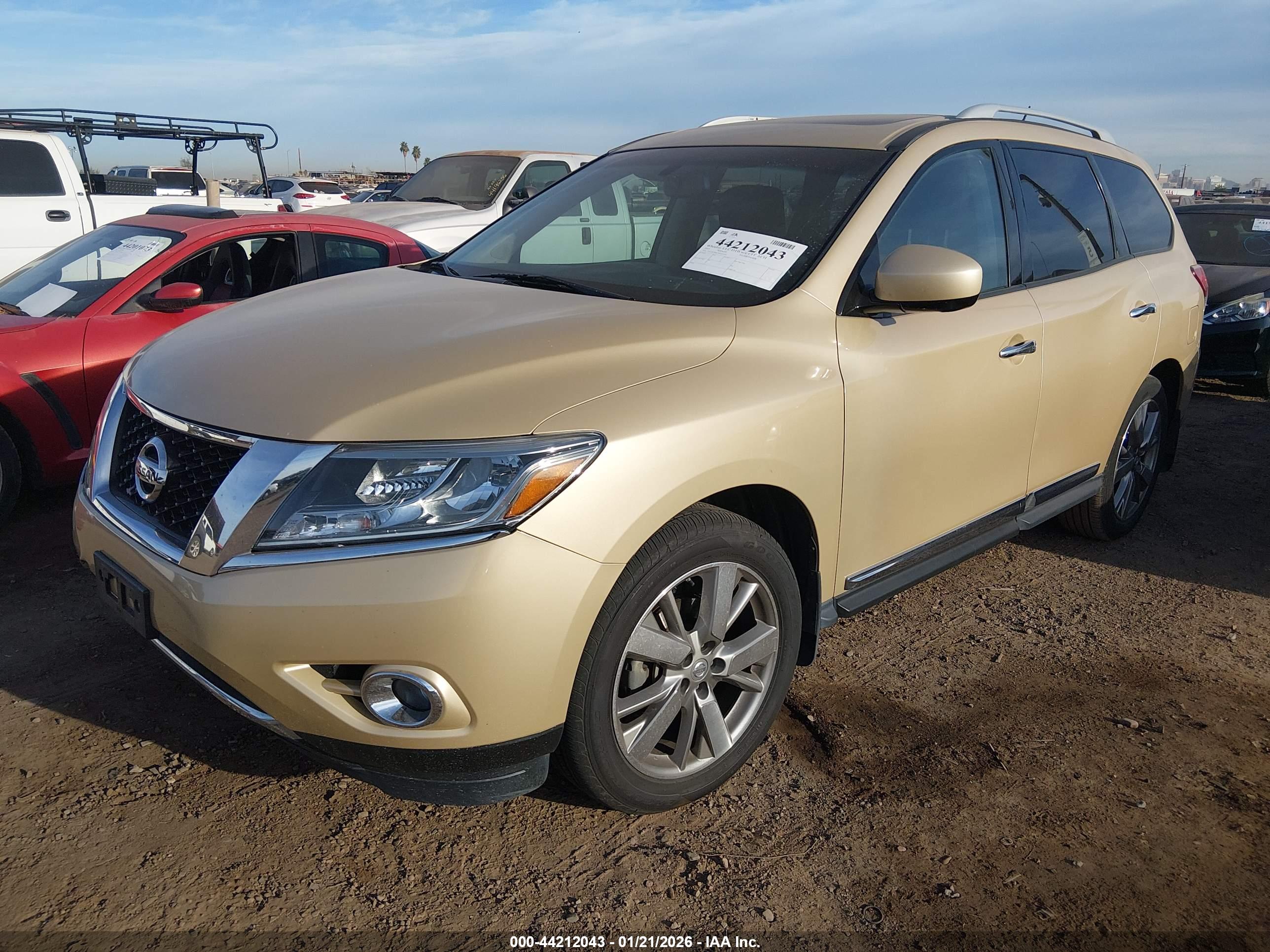 NISSAN PATHFINDER image 6