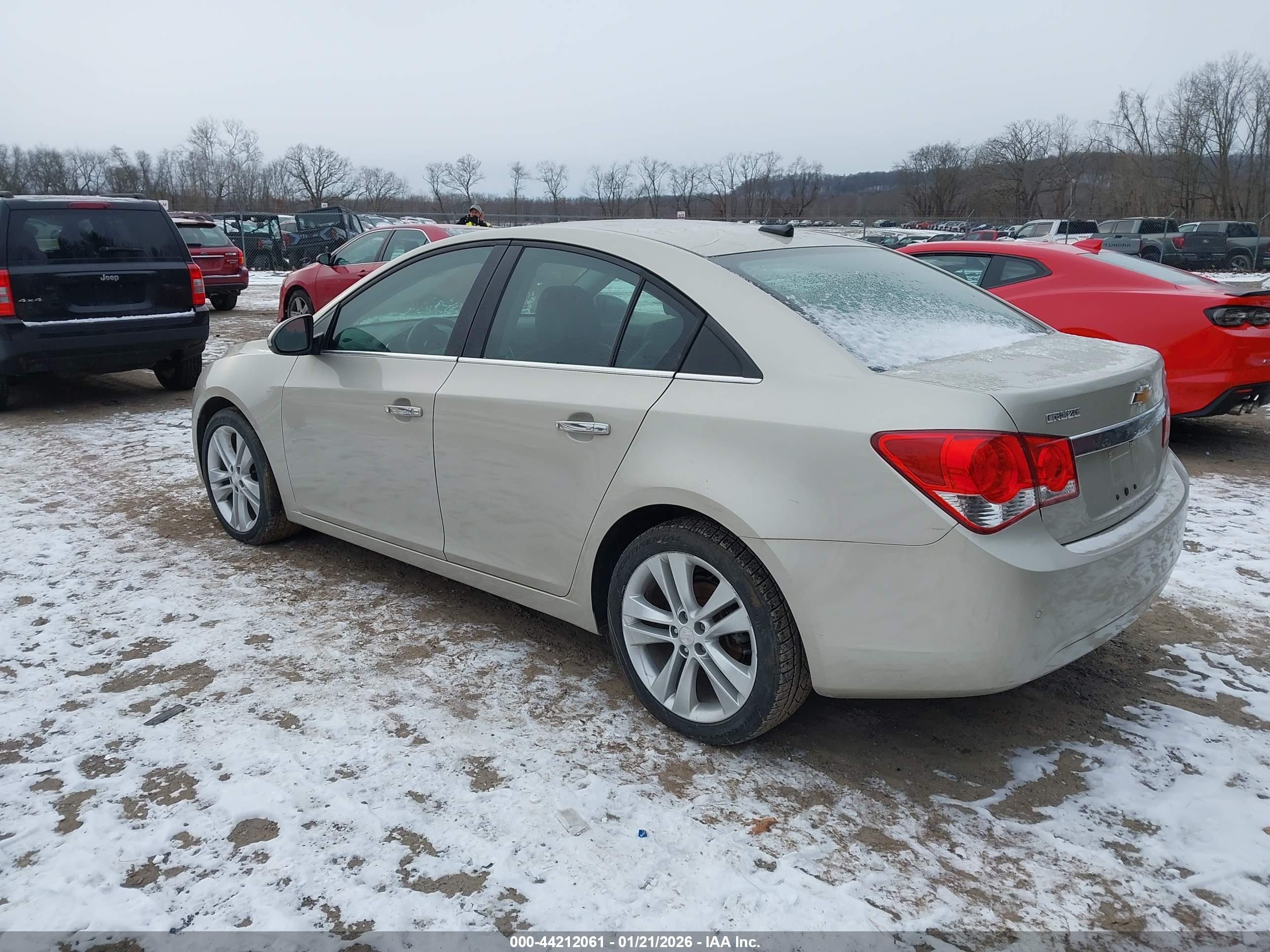 CHEVROLET CRUZE image 3