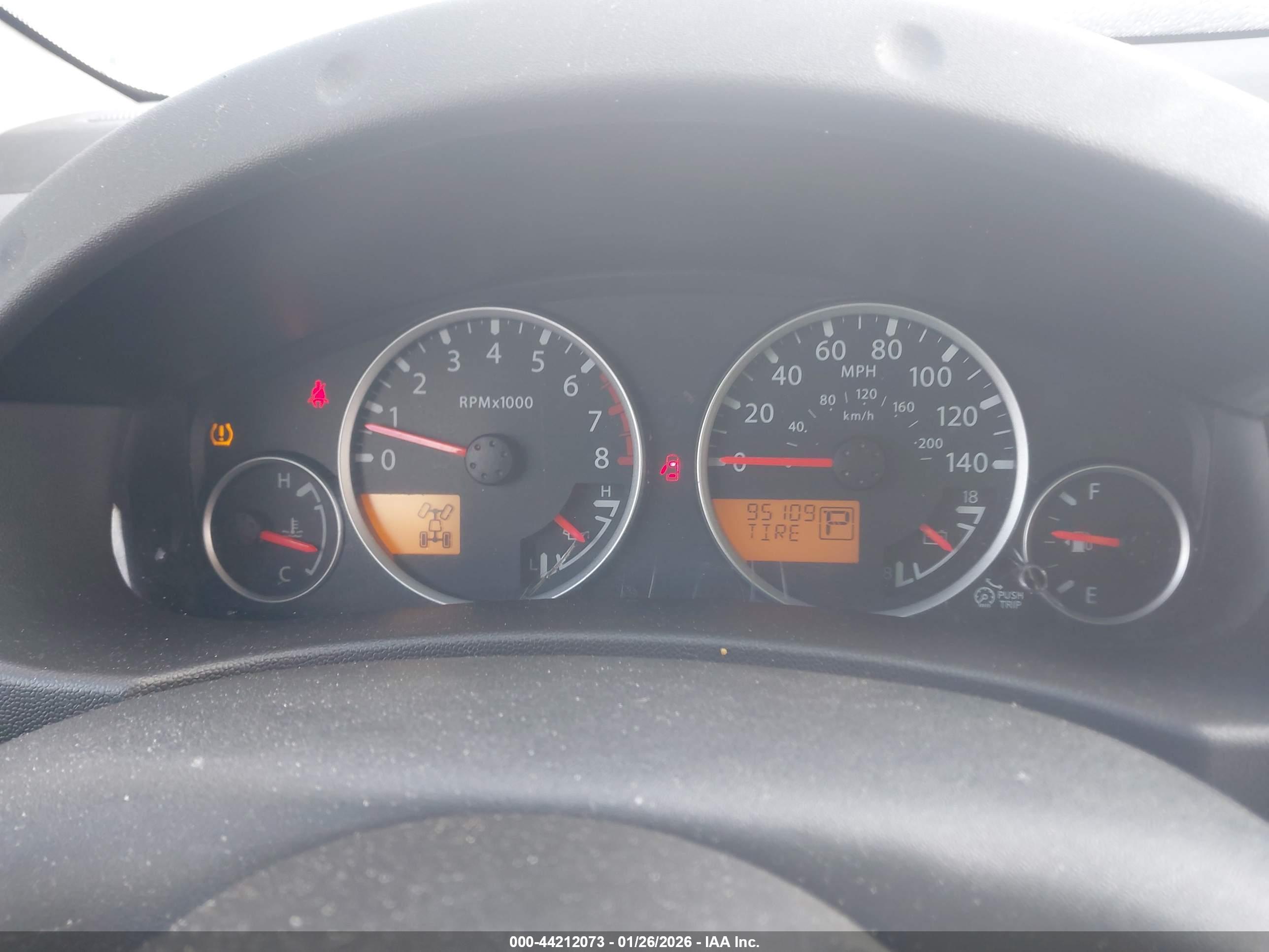 NISSAN XTERRA image 7