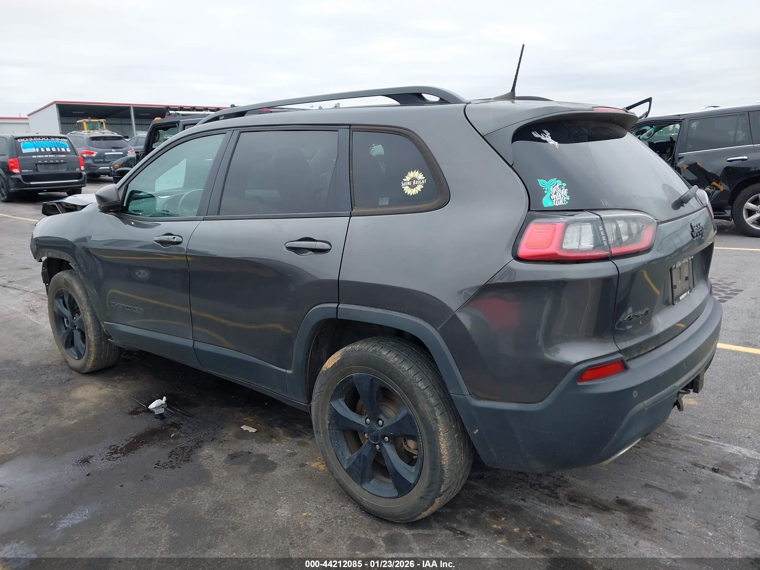 JEEP CHEROKEE image 3