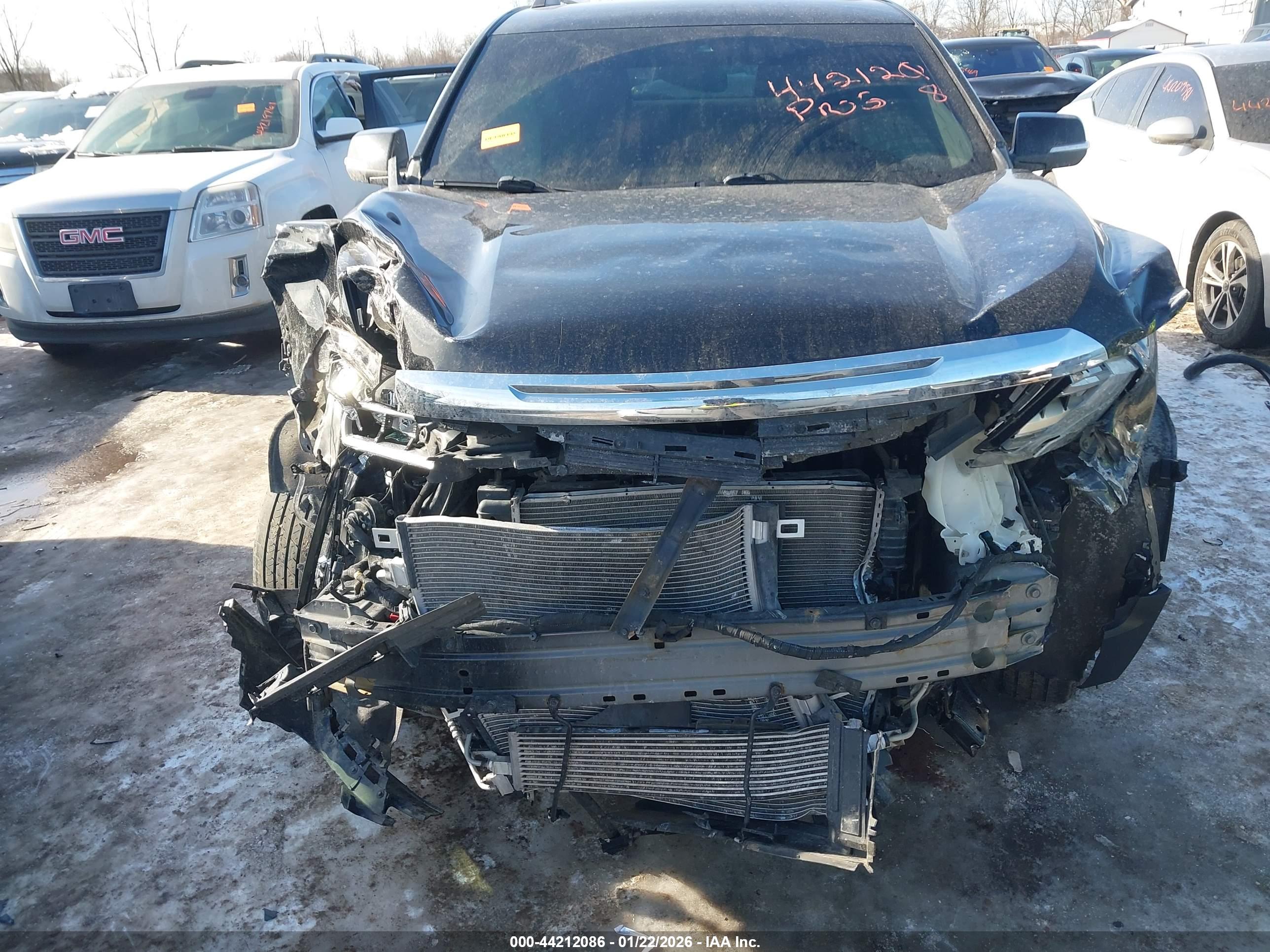 GMC ACADIA image 6
