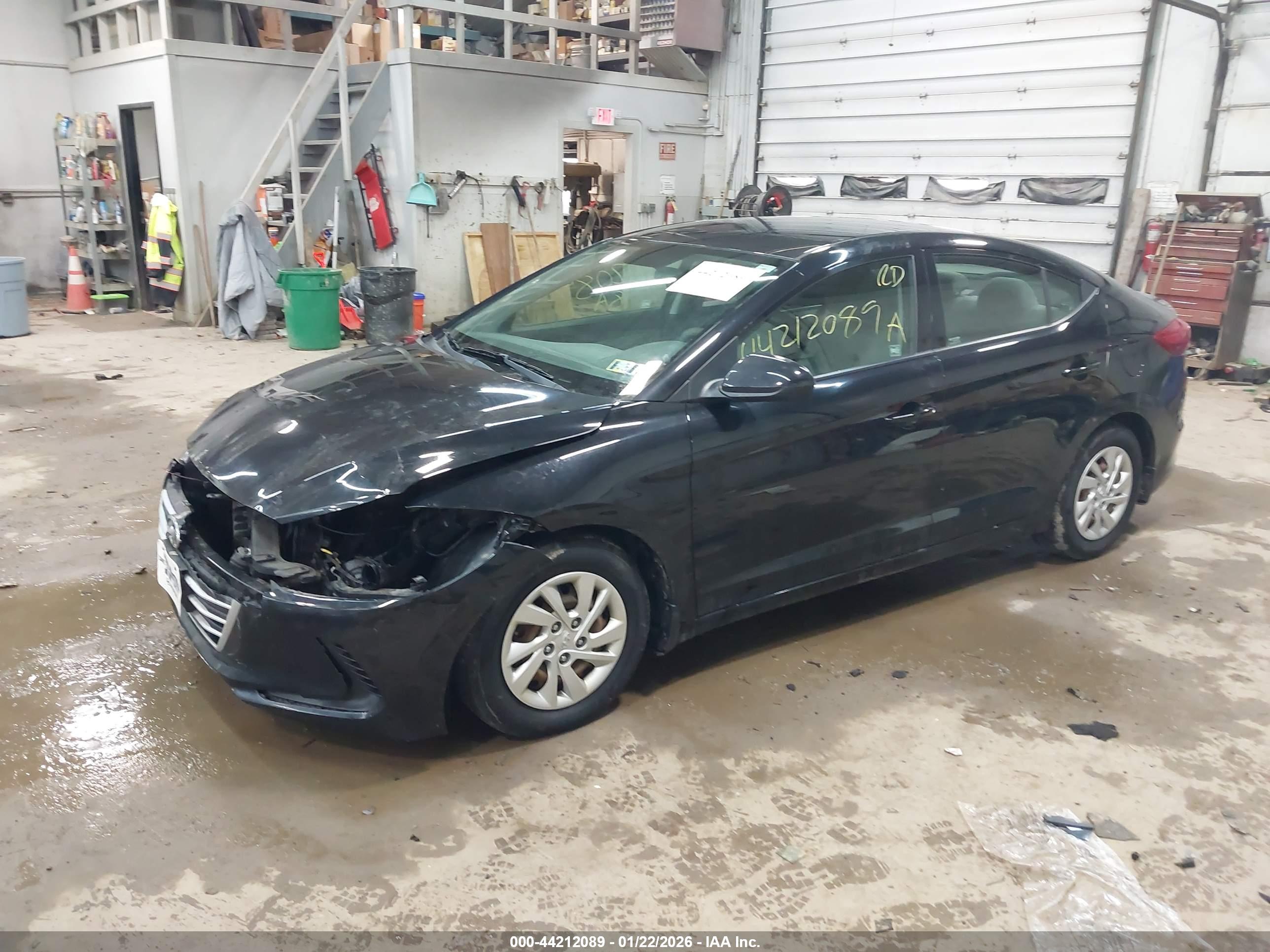 HYUNDAI ELANTRA image 2