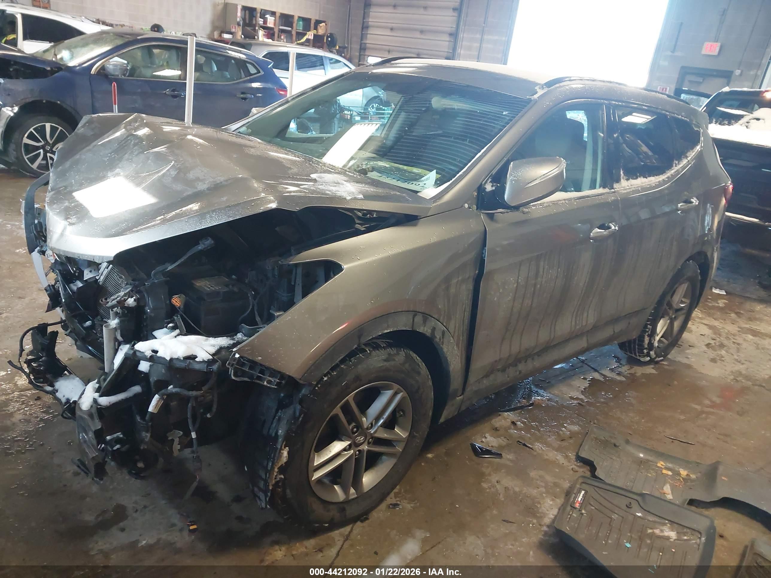 HYUNDAI SANTA image 2