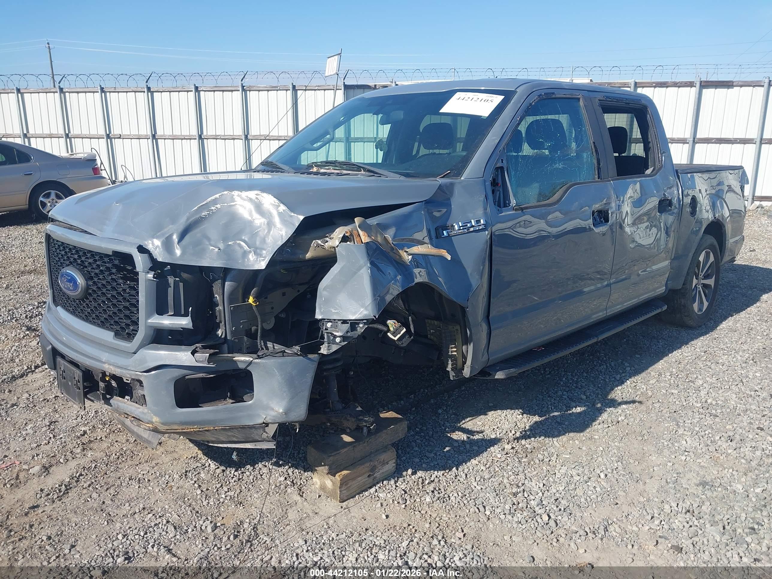 FORD F-150 image 2