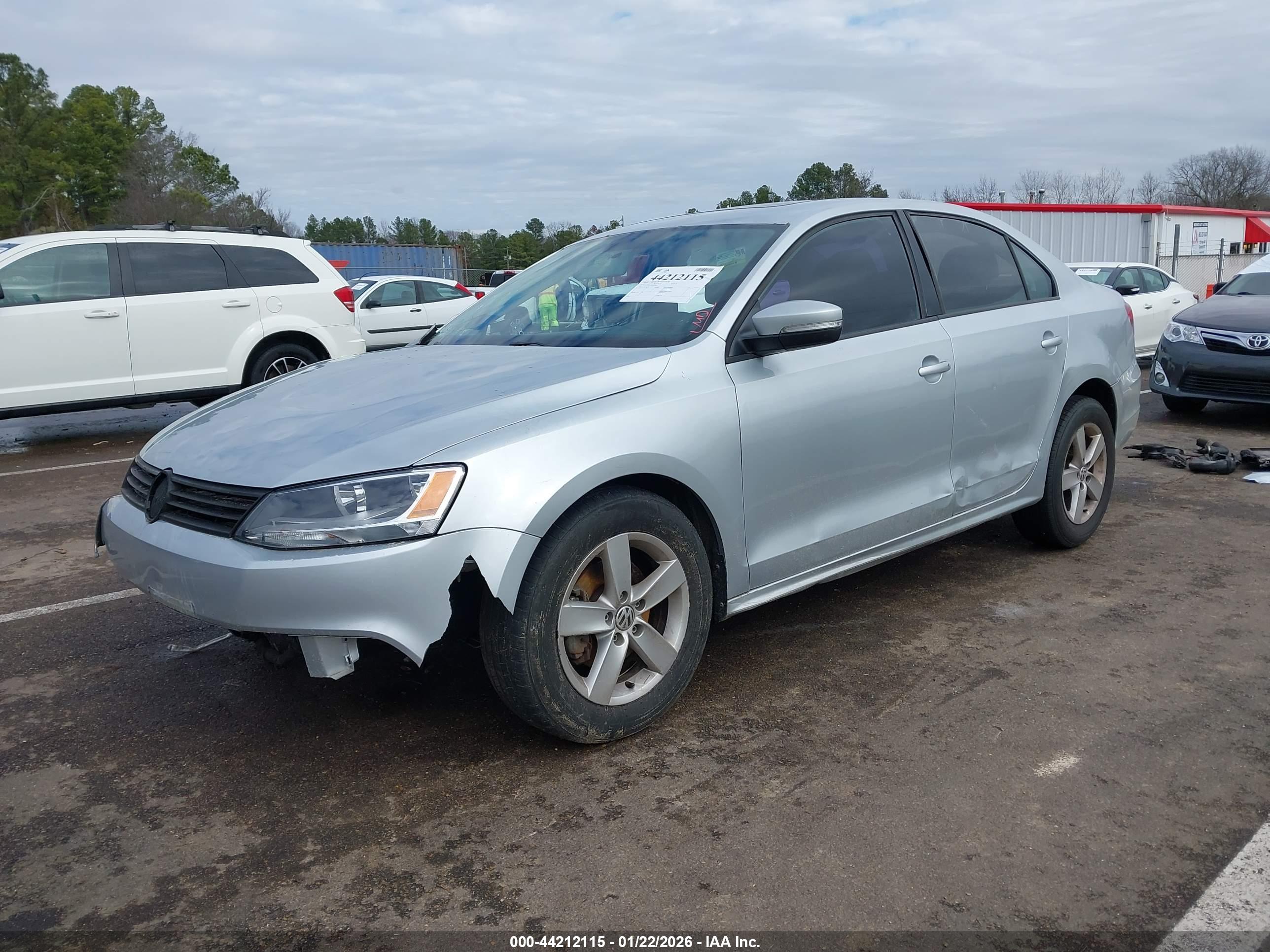 VOLKSWAGEN JETTA image 2