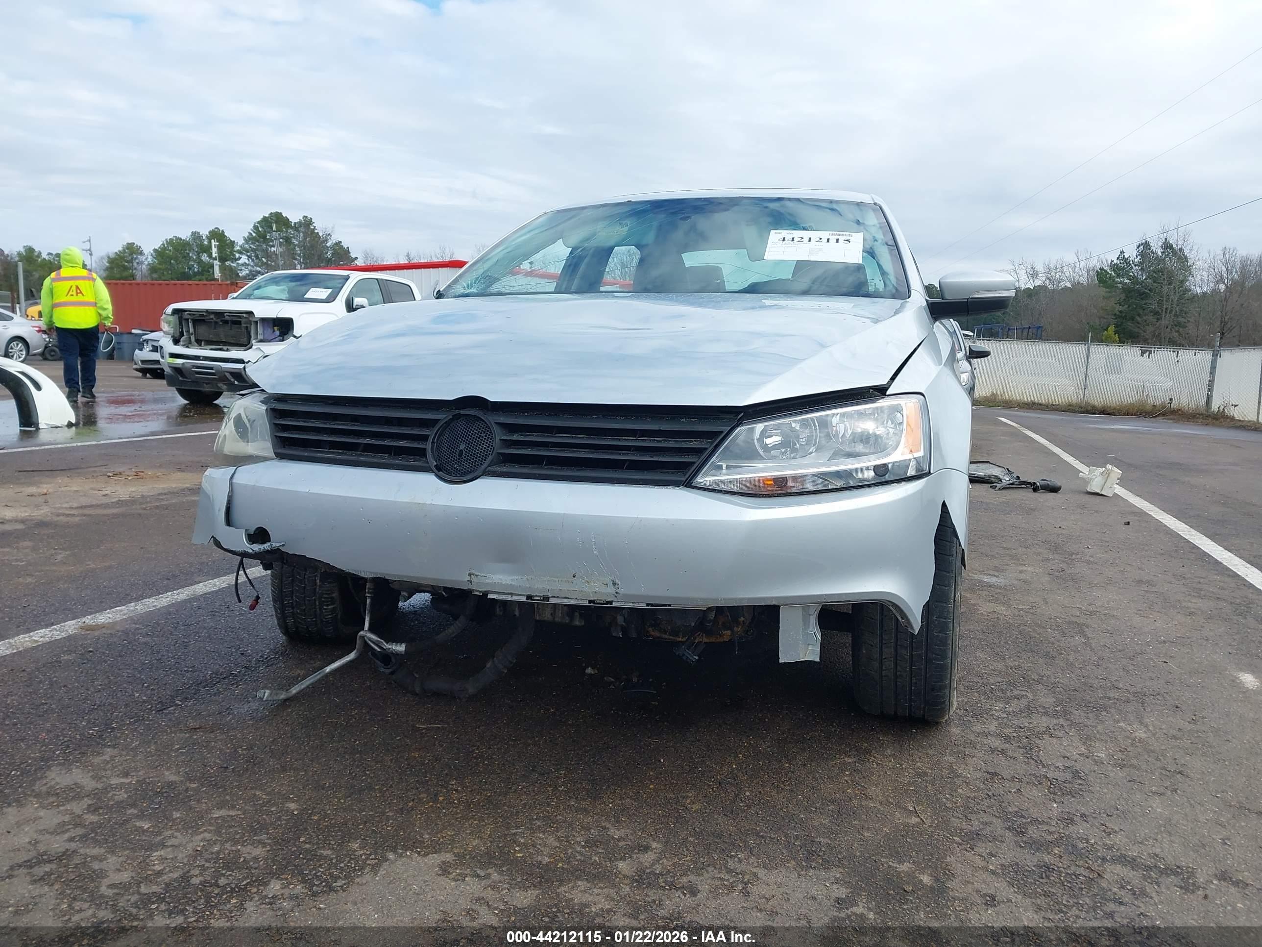 VOLKSWAGEN JETTA image 6
