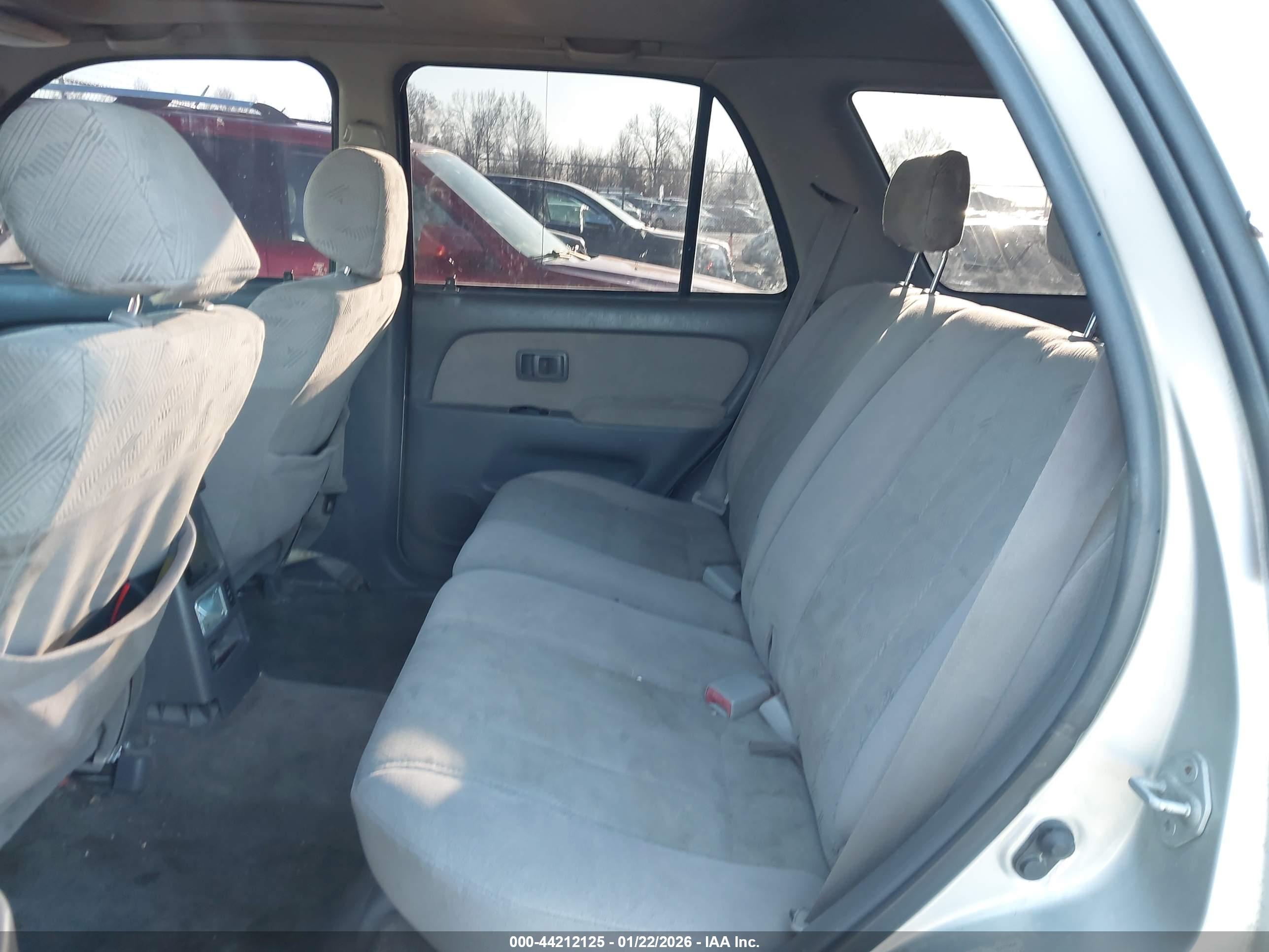 TOYOTA 4RUNNER image 8