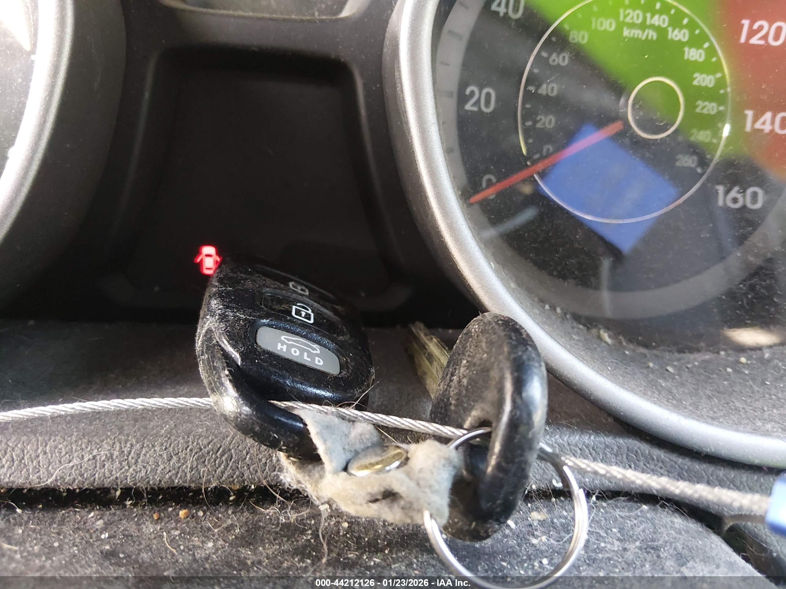 HYUNDAI ELANTRA image 11