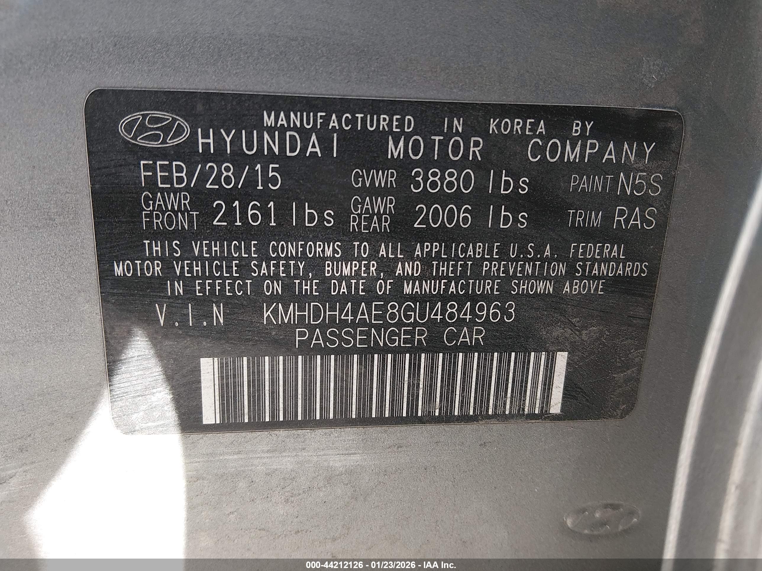 HYUNDAI ELANTRA image 9