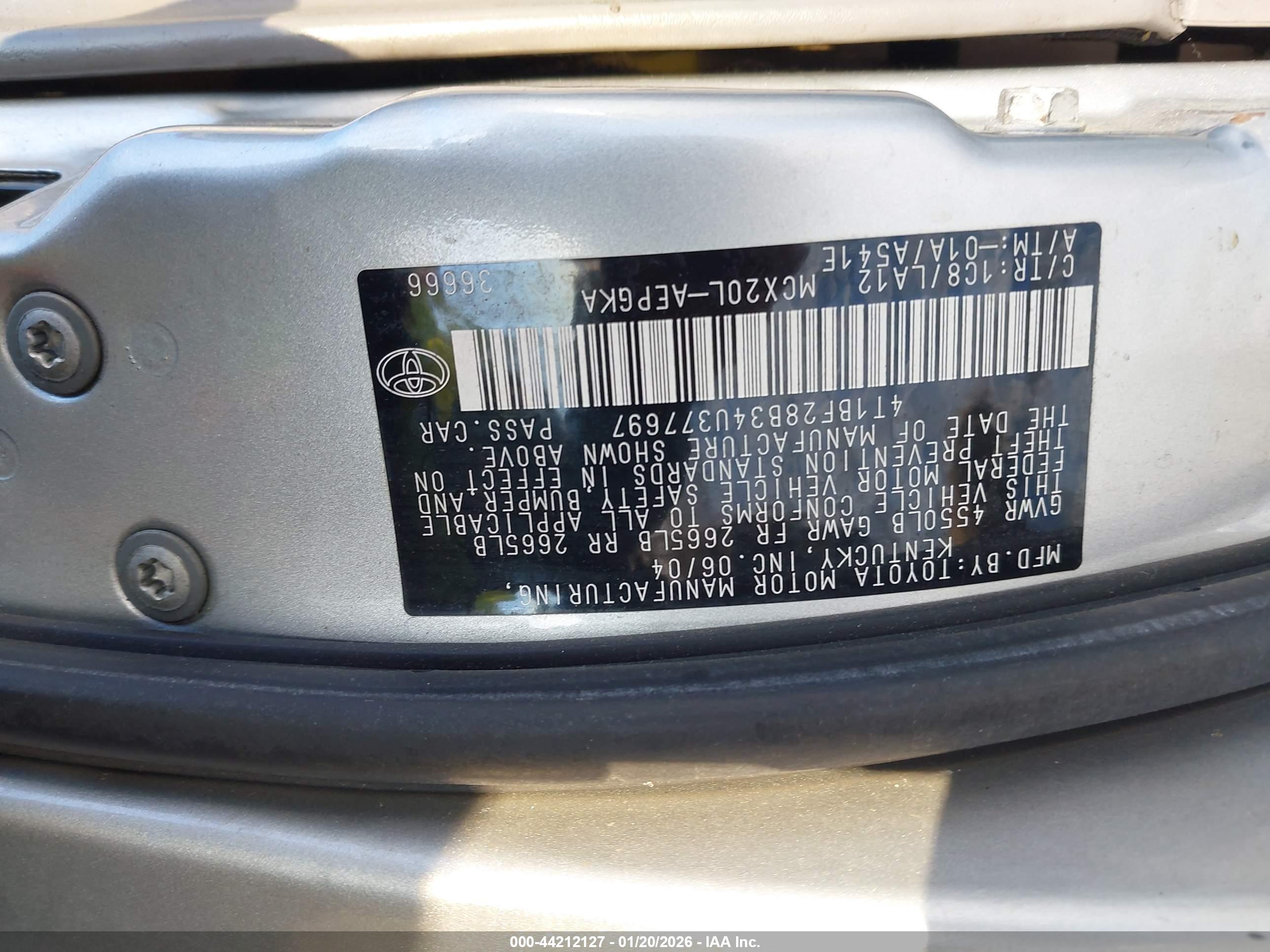 TOYOTA AVALON image 9