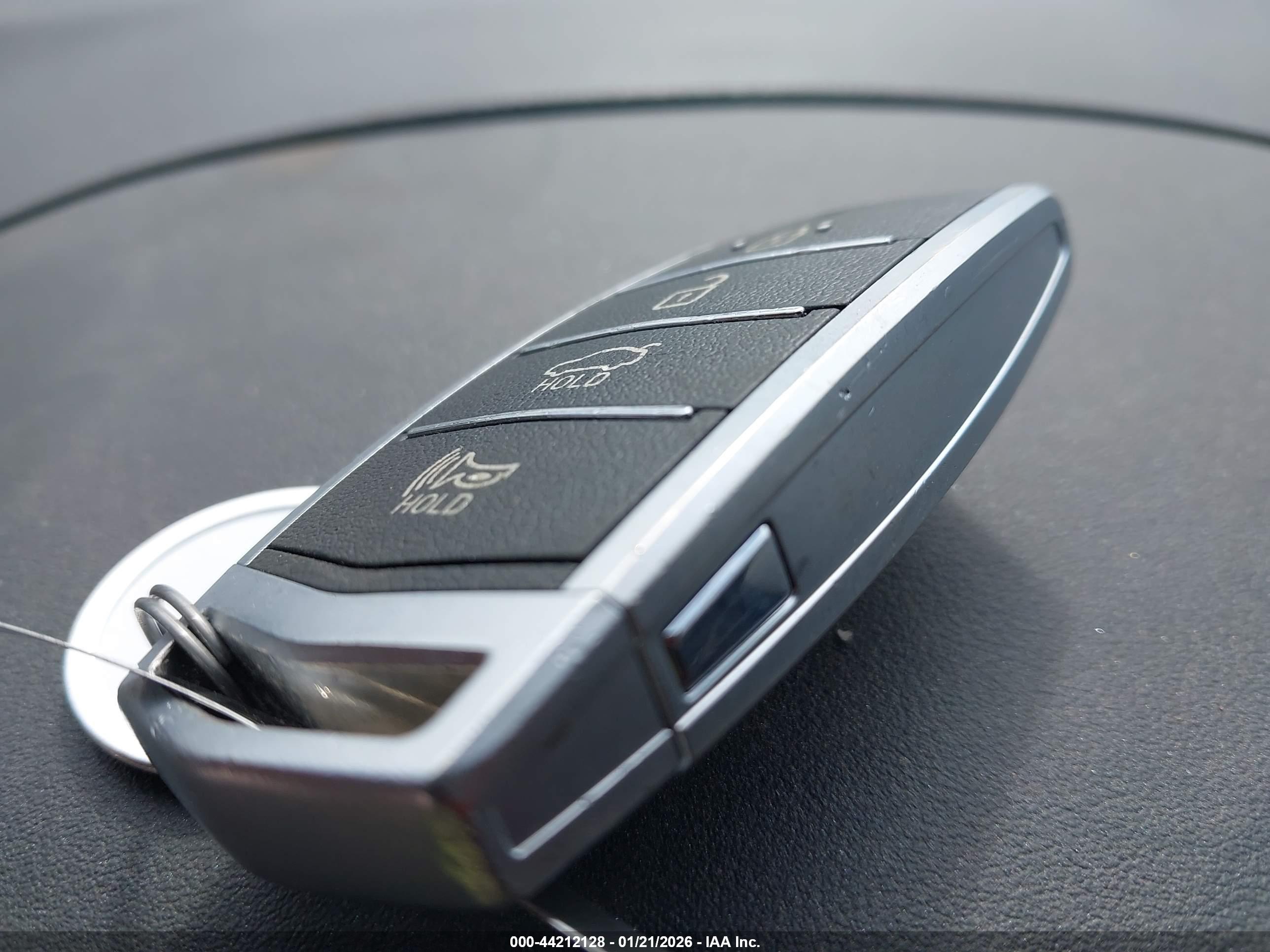 GENESIS G80 image 11