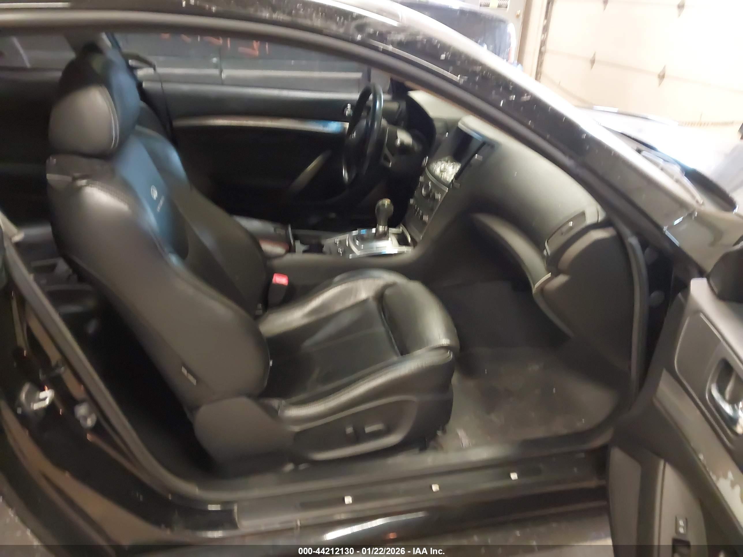 INFINITI G37 image 5
