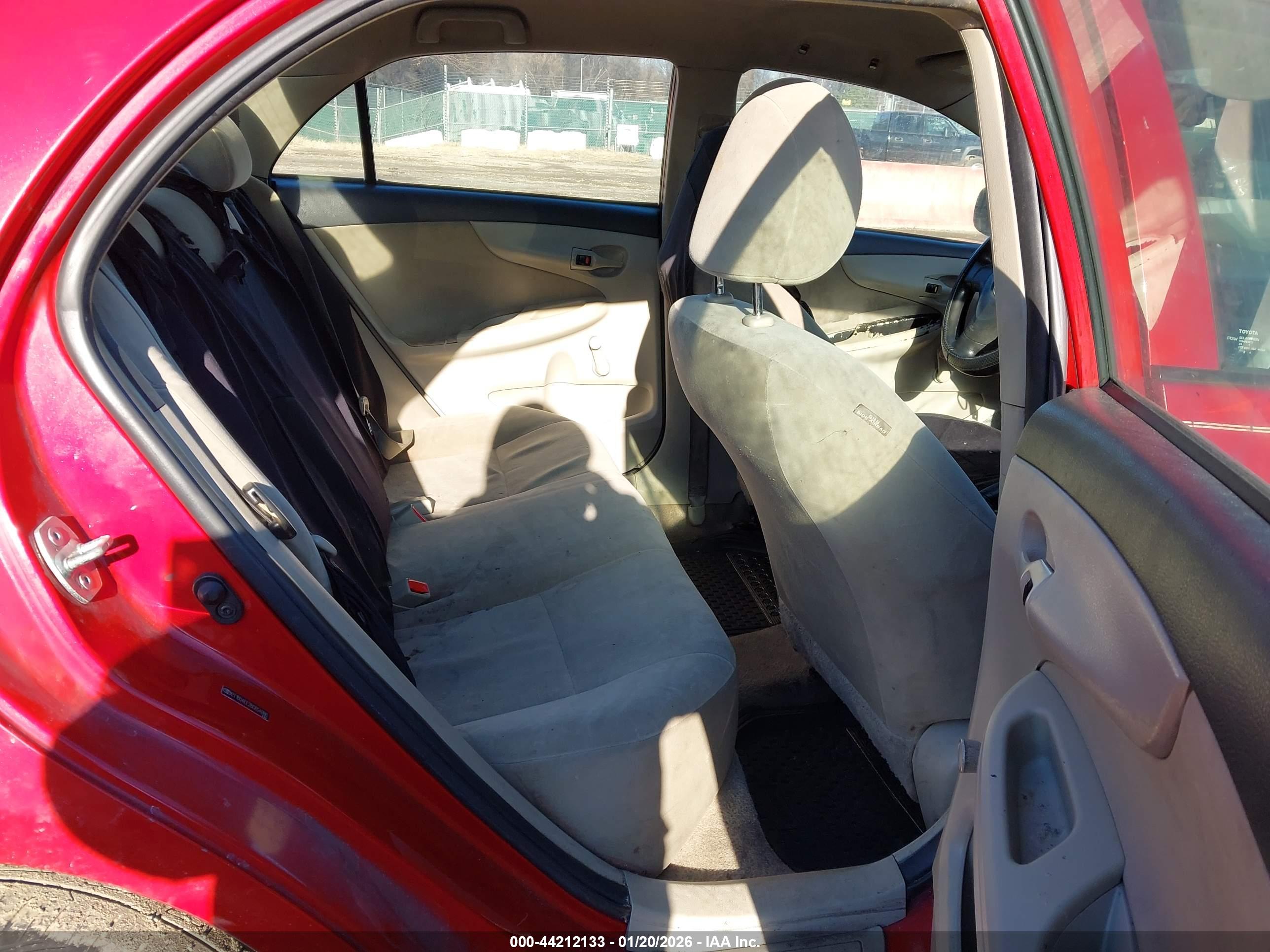TOYOTA COROLLA image 8