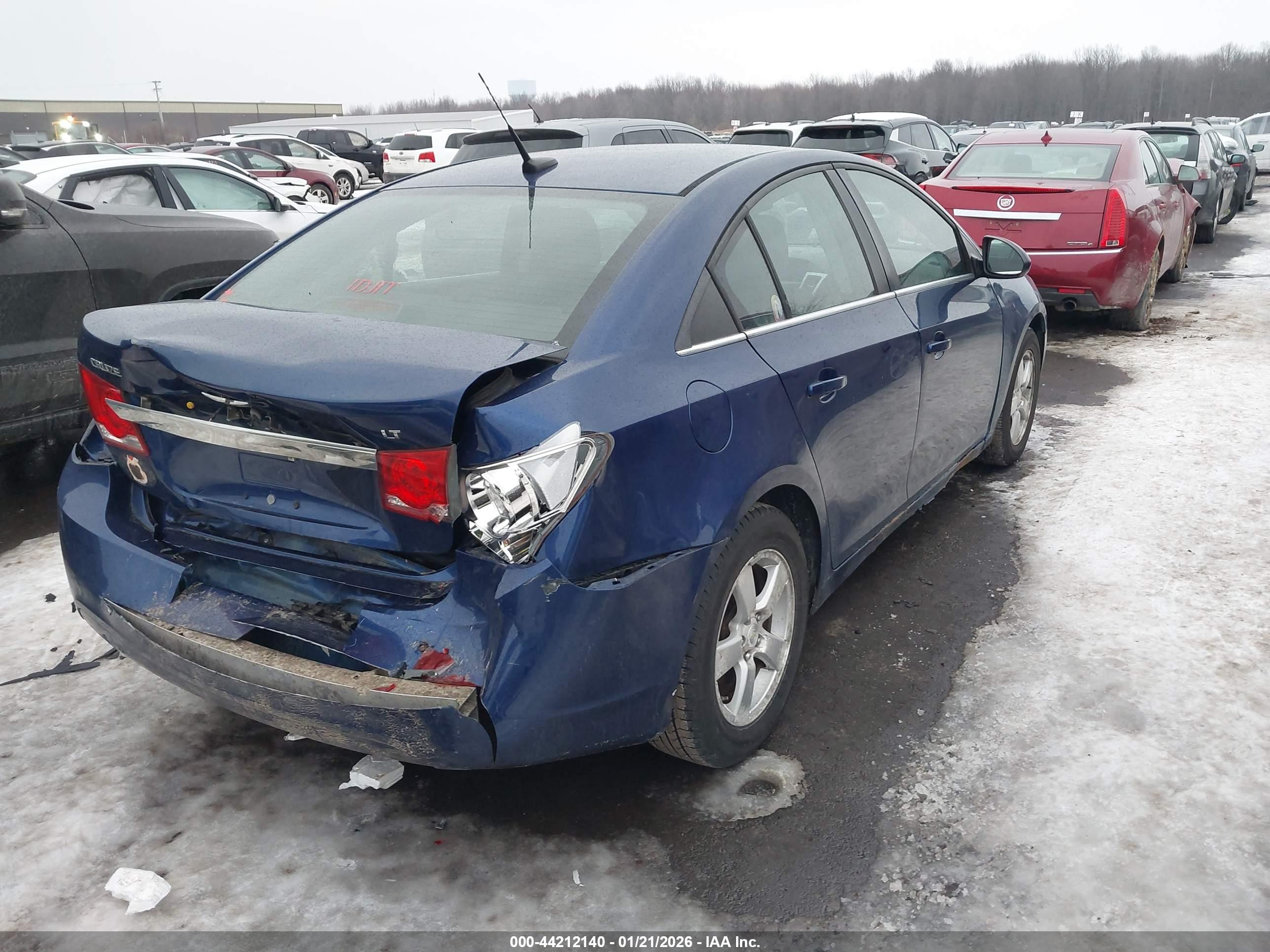 CHEVROLET CRUZE image 4