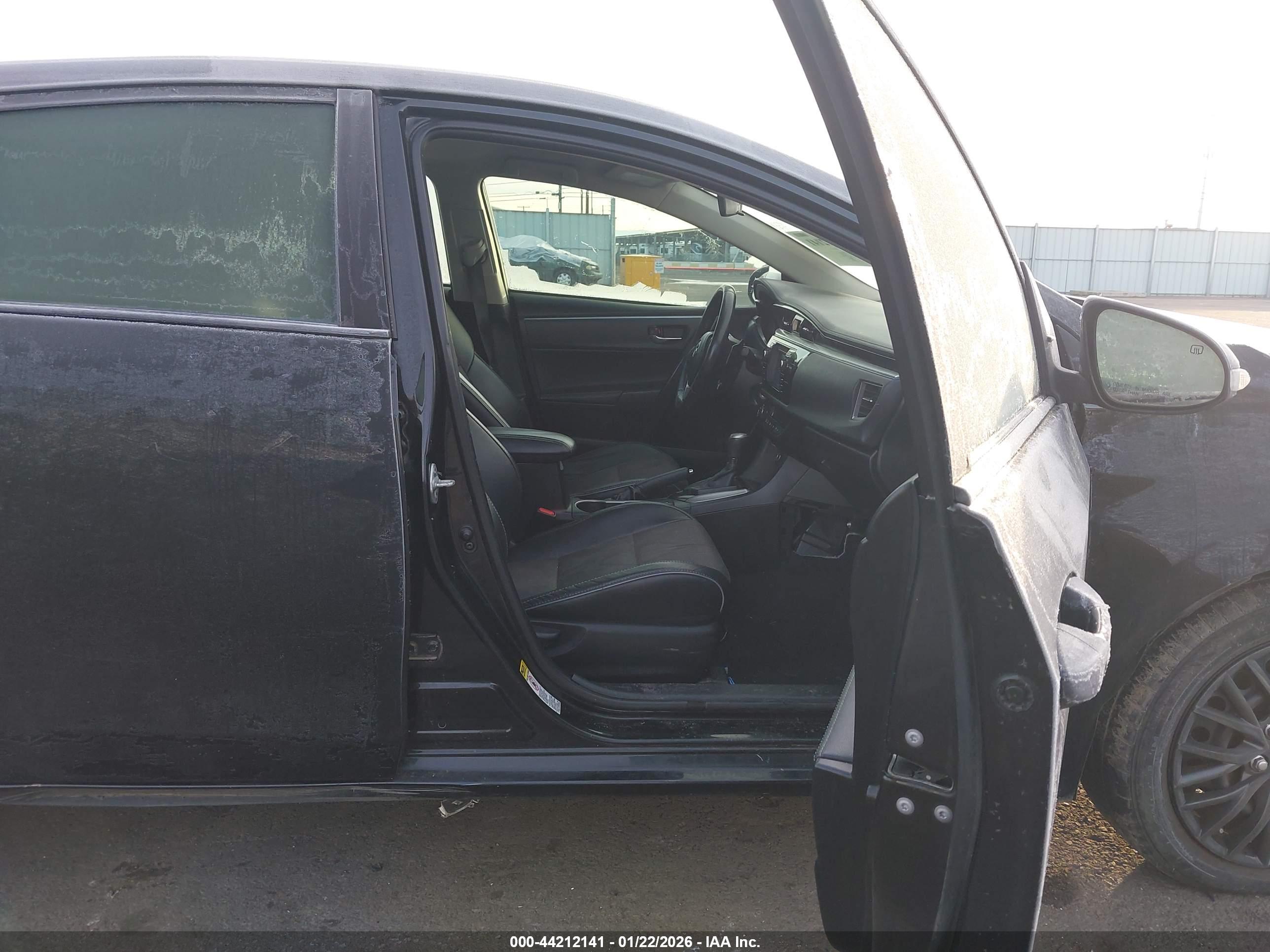 TOYOTA COROLLA image 5
