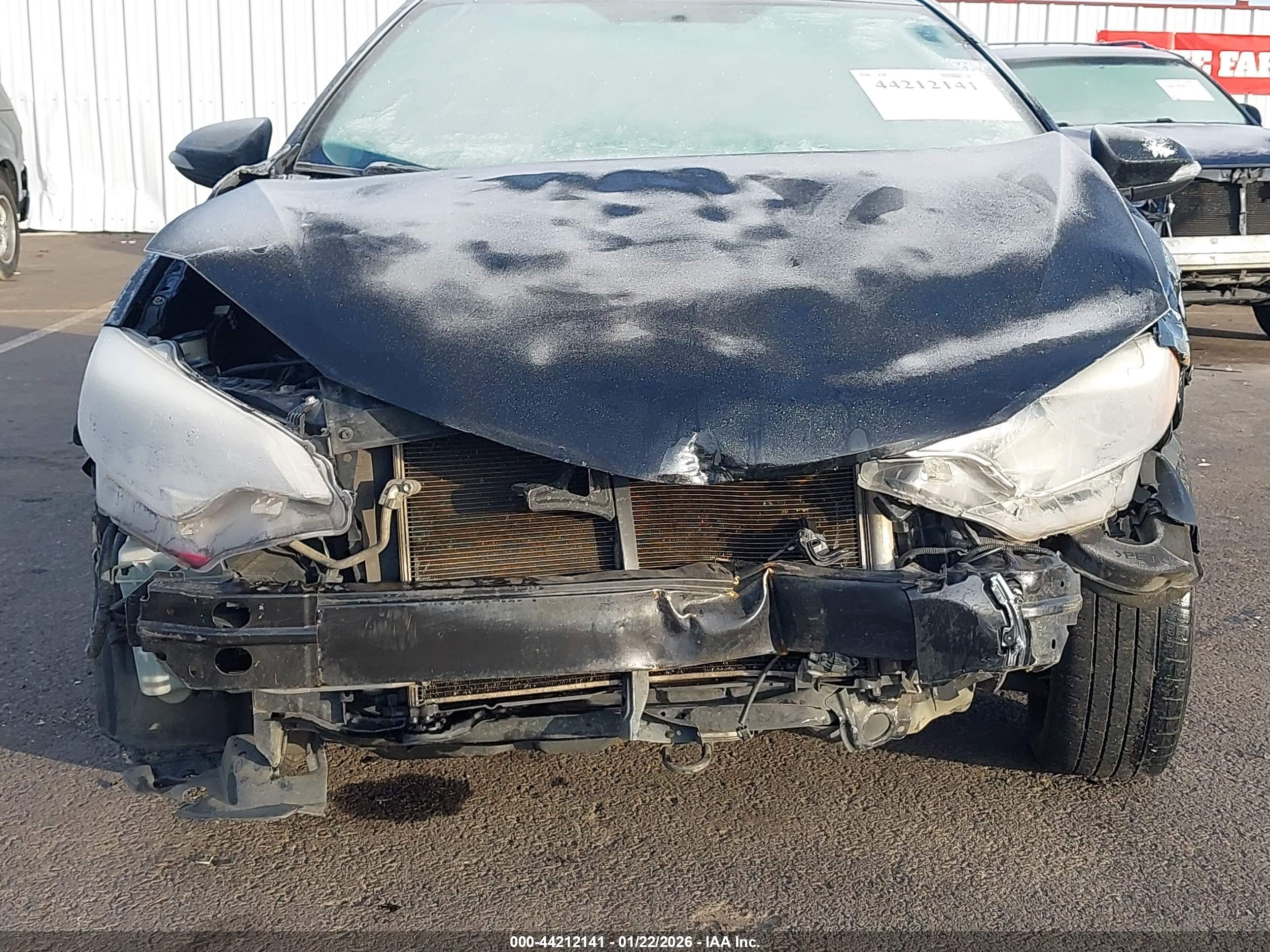 TOYOTA COROLLA image 6