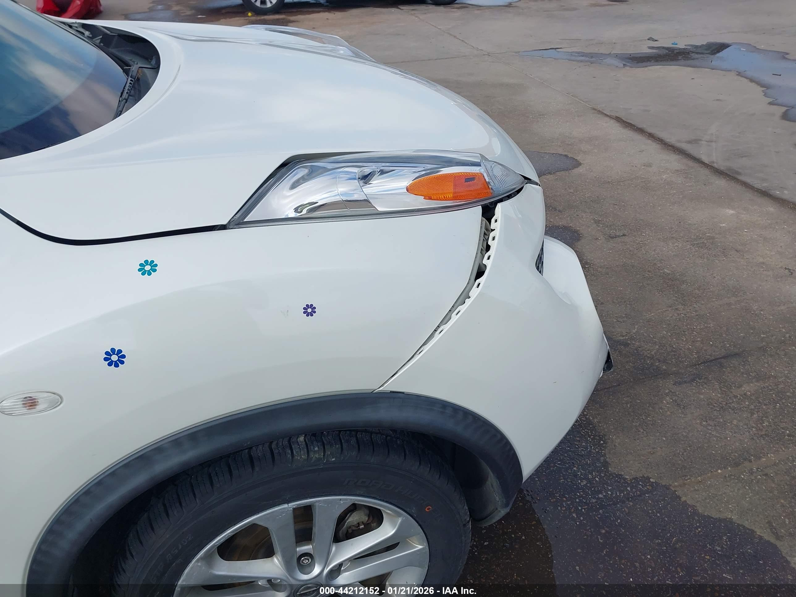 NISSAN JUKE image 6