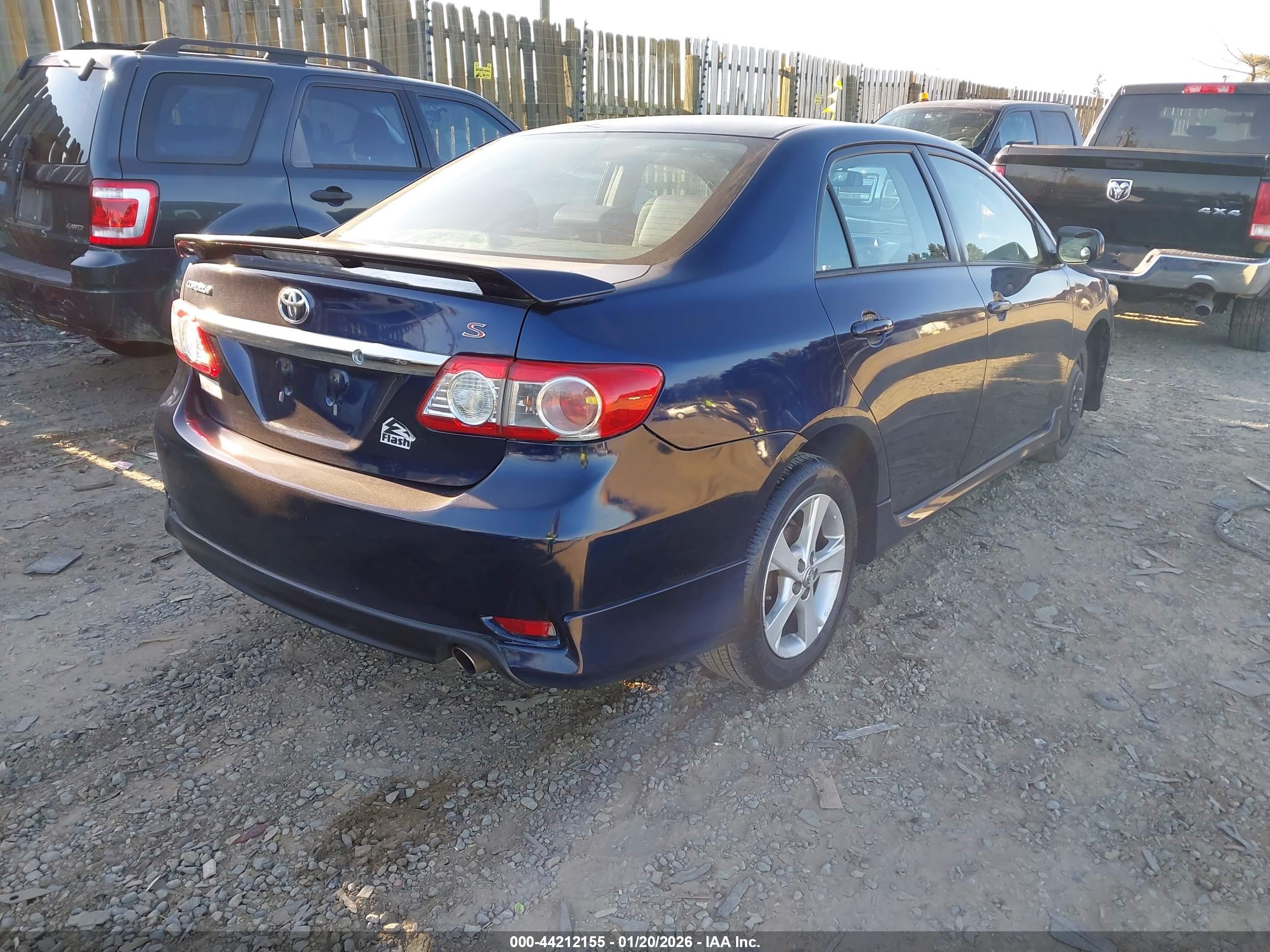 TOYOTA COROLLA image 4
