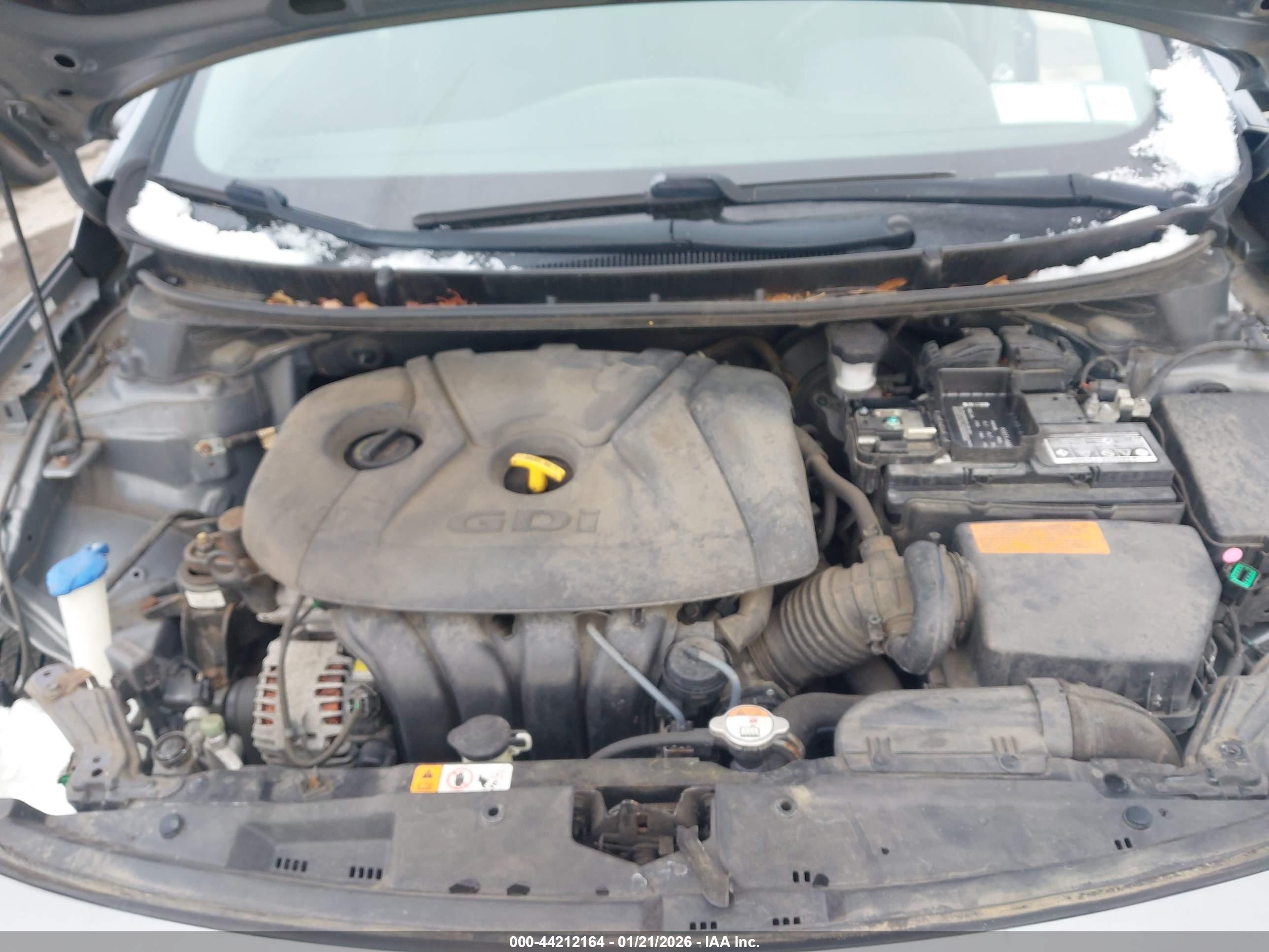 HYUNDAI ELANTRA image 10