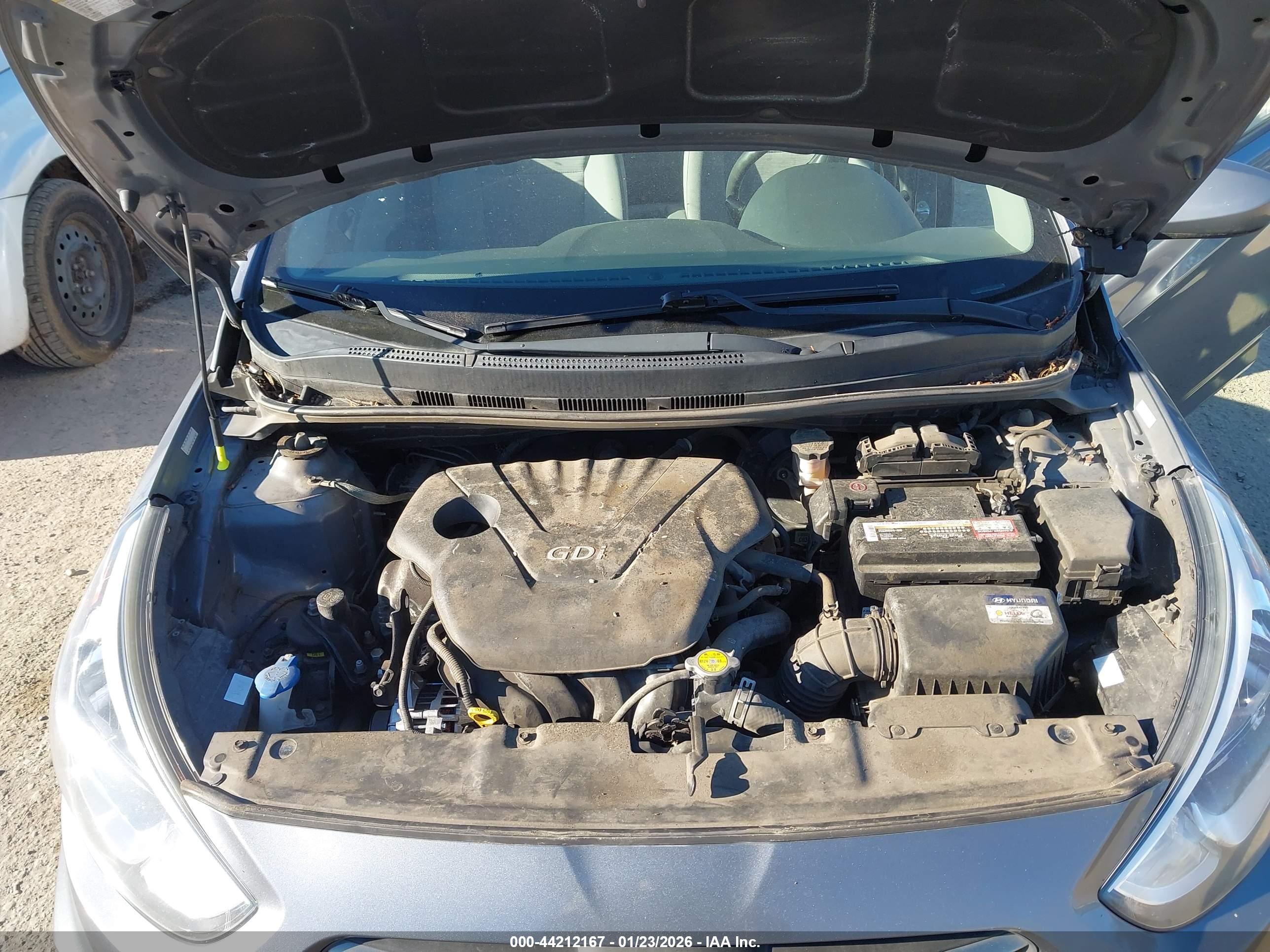 HYUNDAI ACCENT image 10