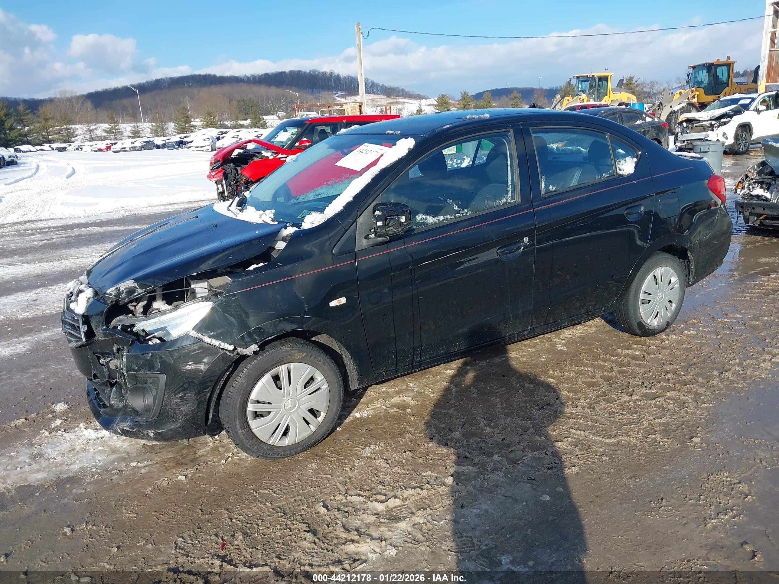 MITSUBISHI MIRAGE image 2