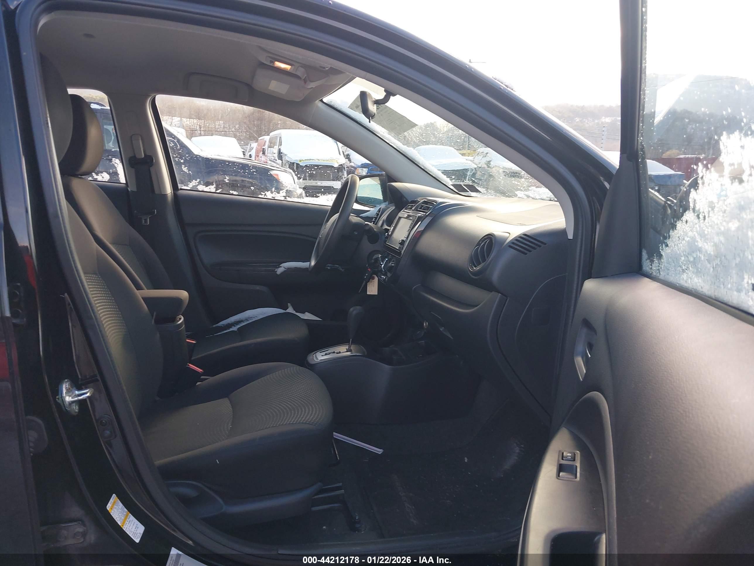 MITSUBISHI MIRAGE image 5