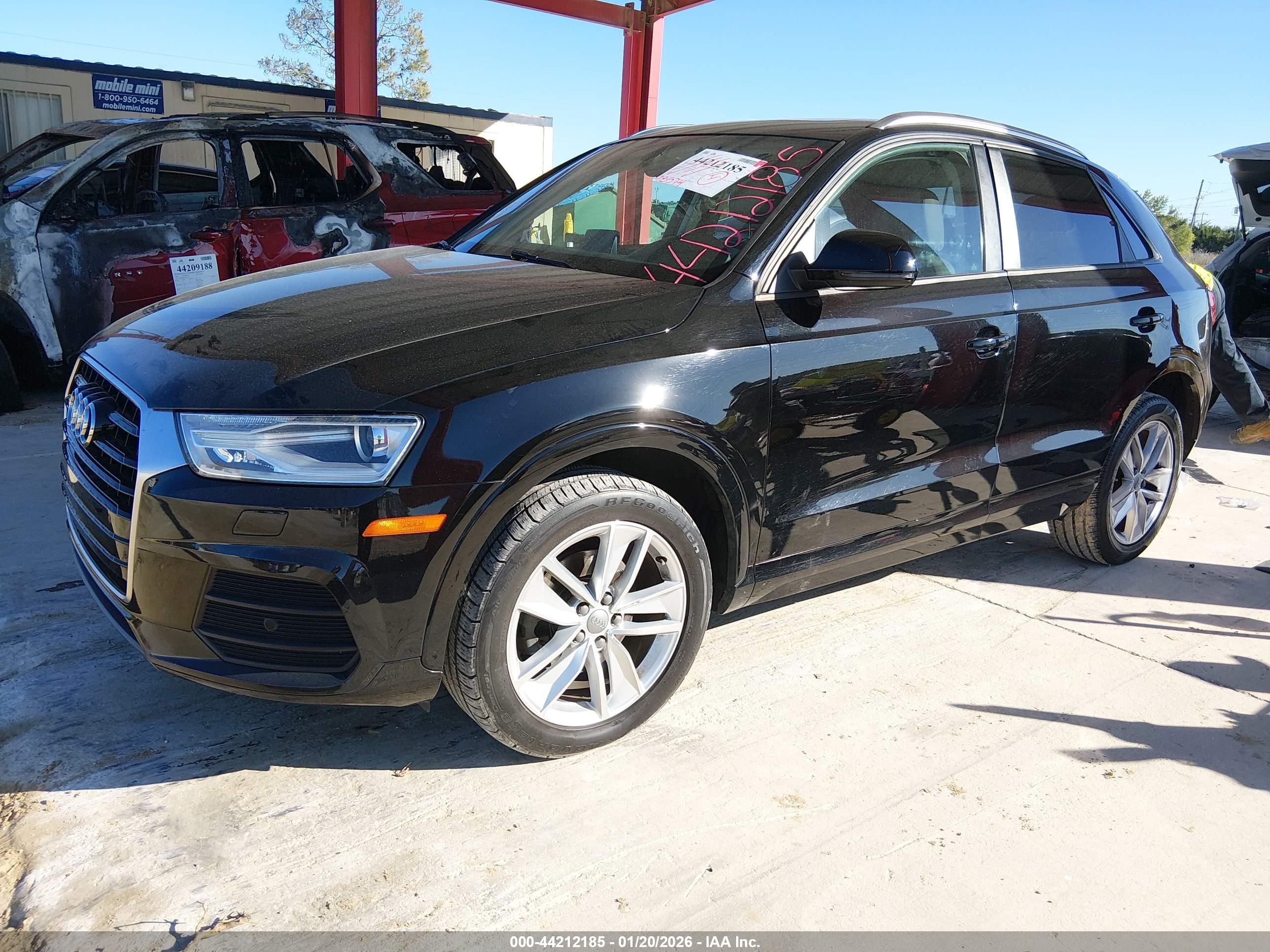 AUDI Q3 image 2