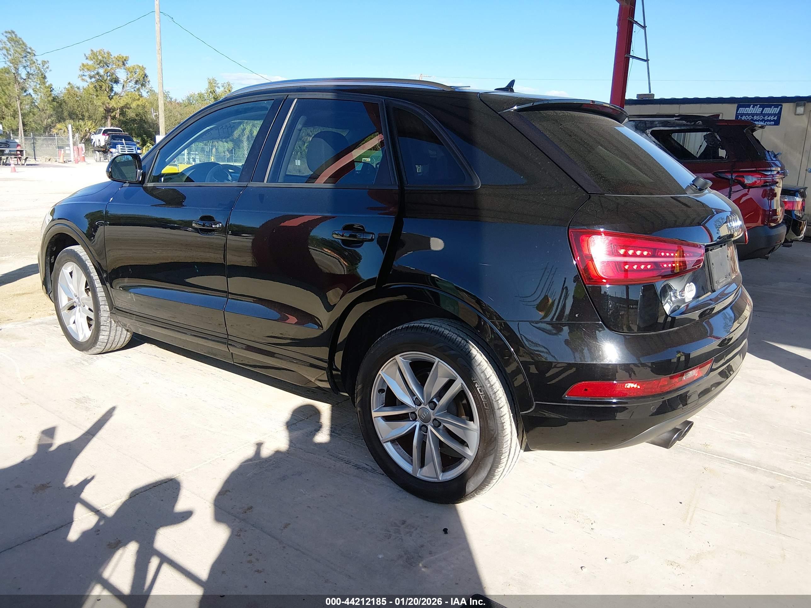 AUDI Q3 image 3