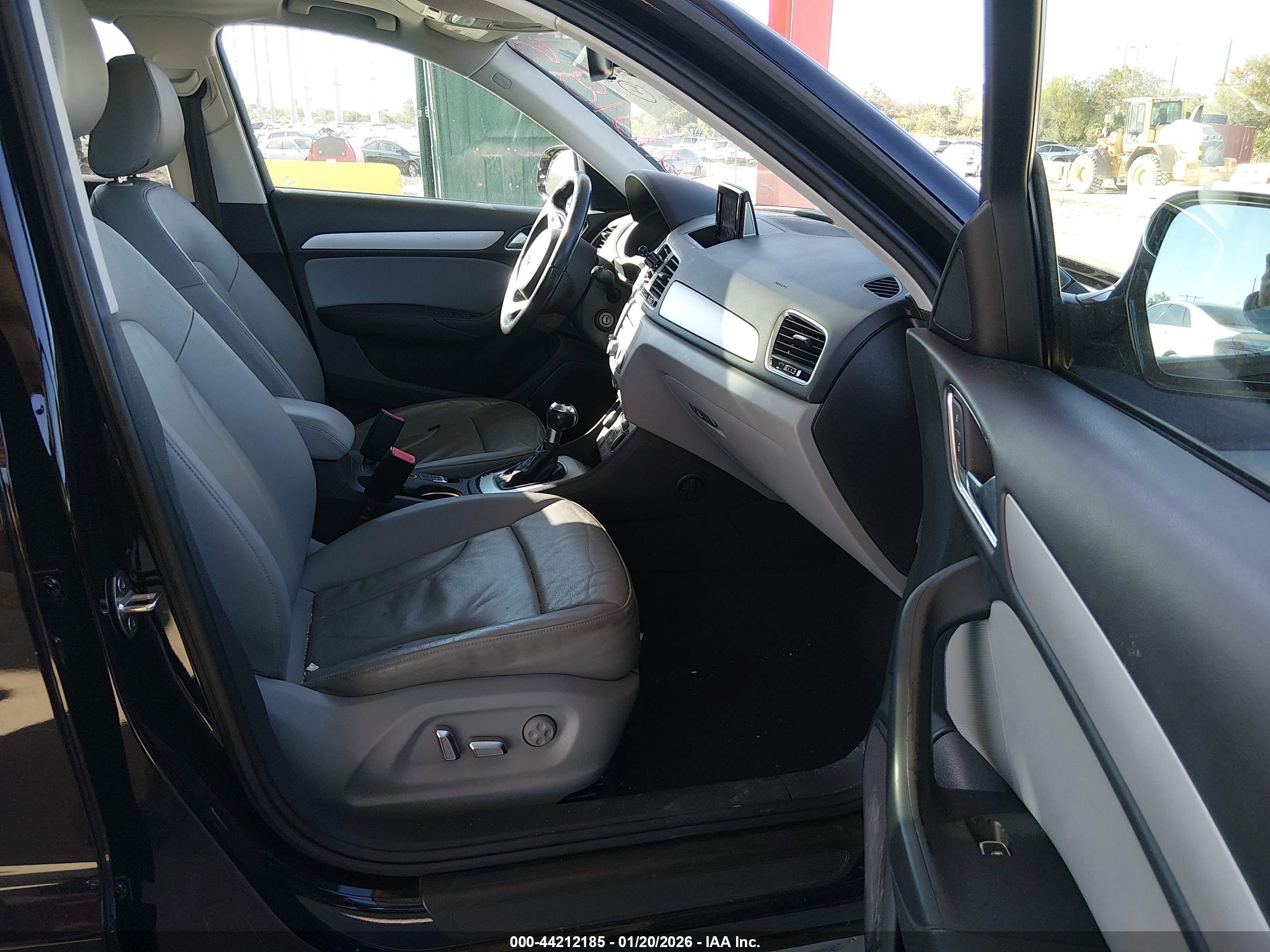AUDI Q3 image 5