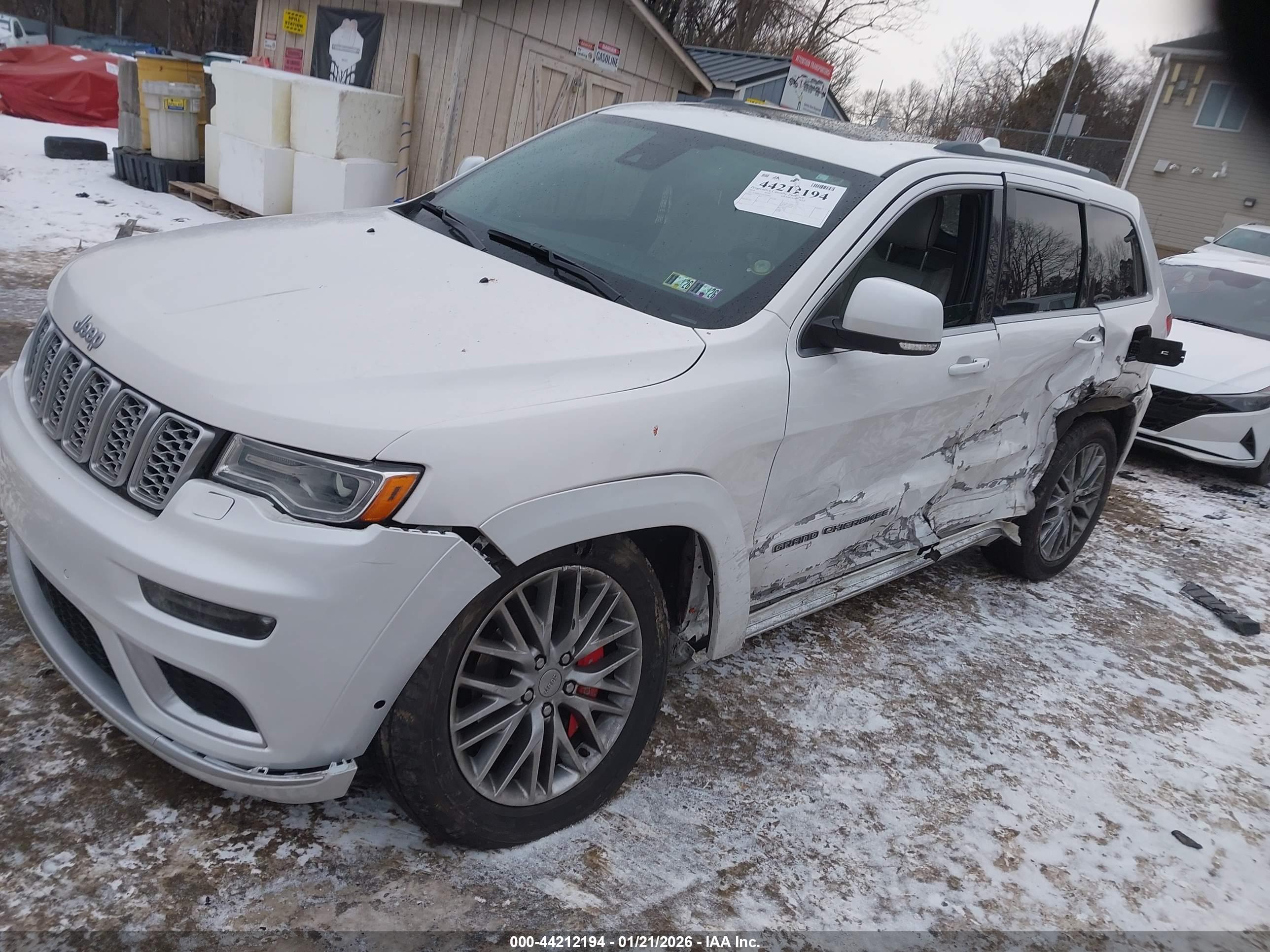 JEEP GRAND image 2