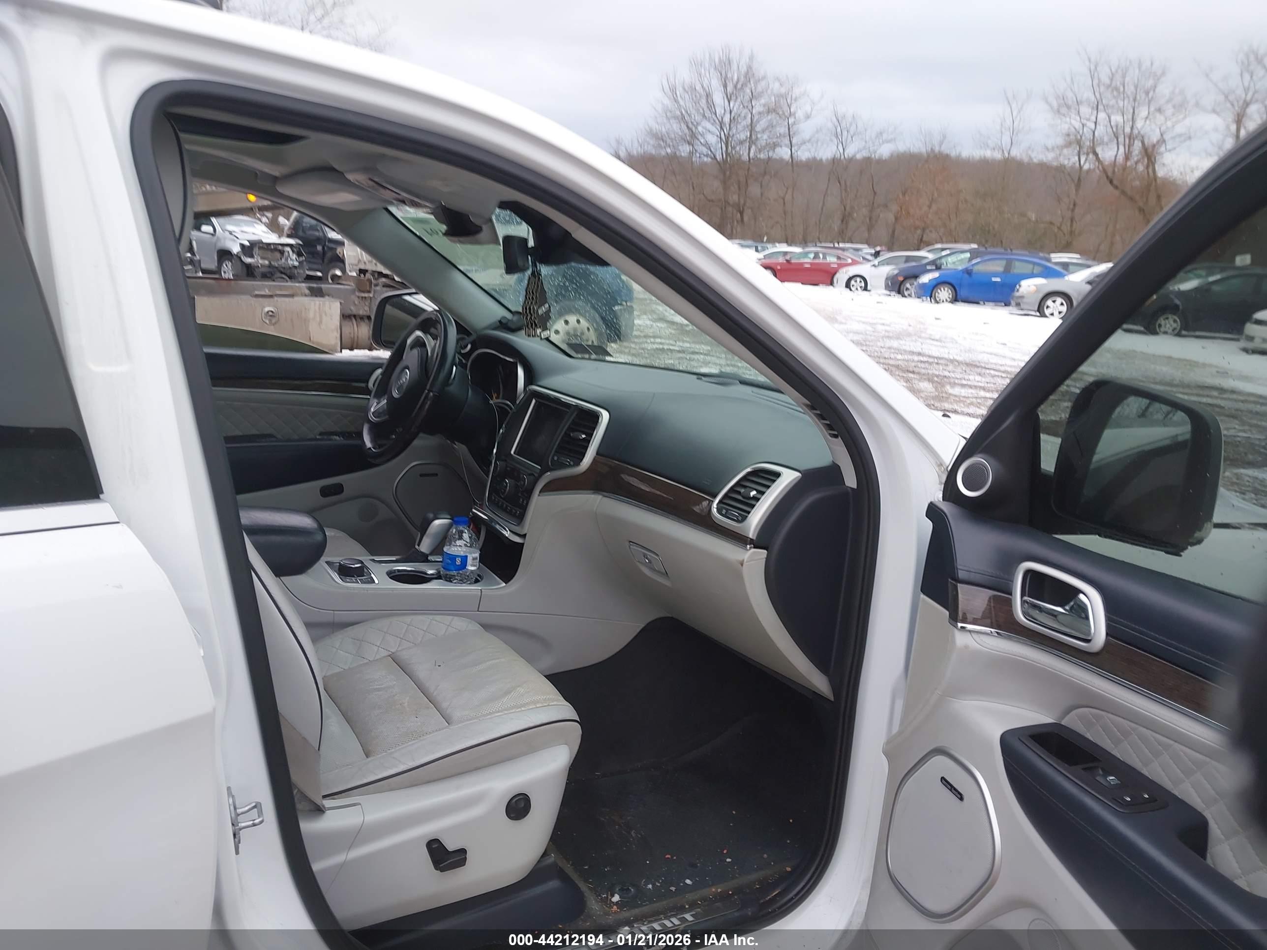 JEEP GRAND image 5