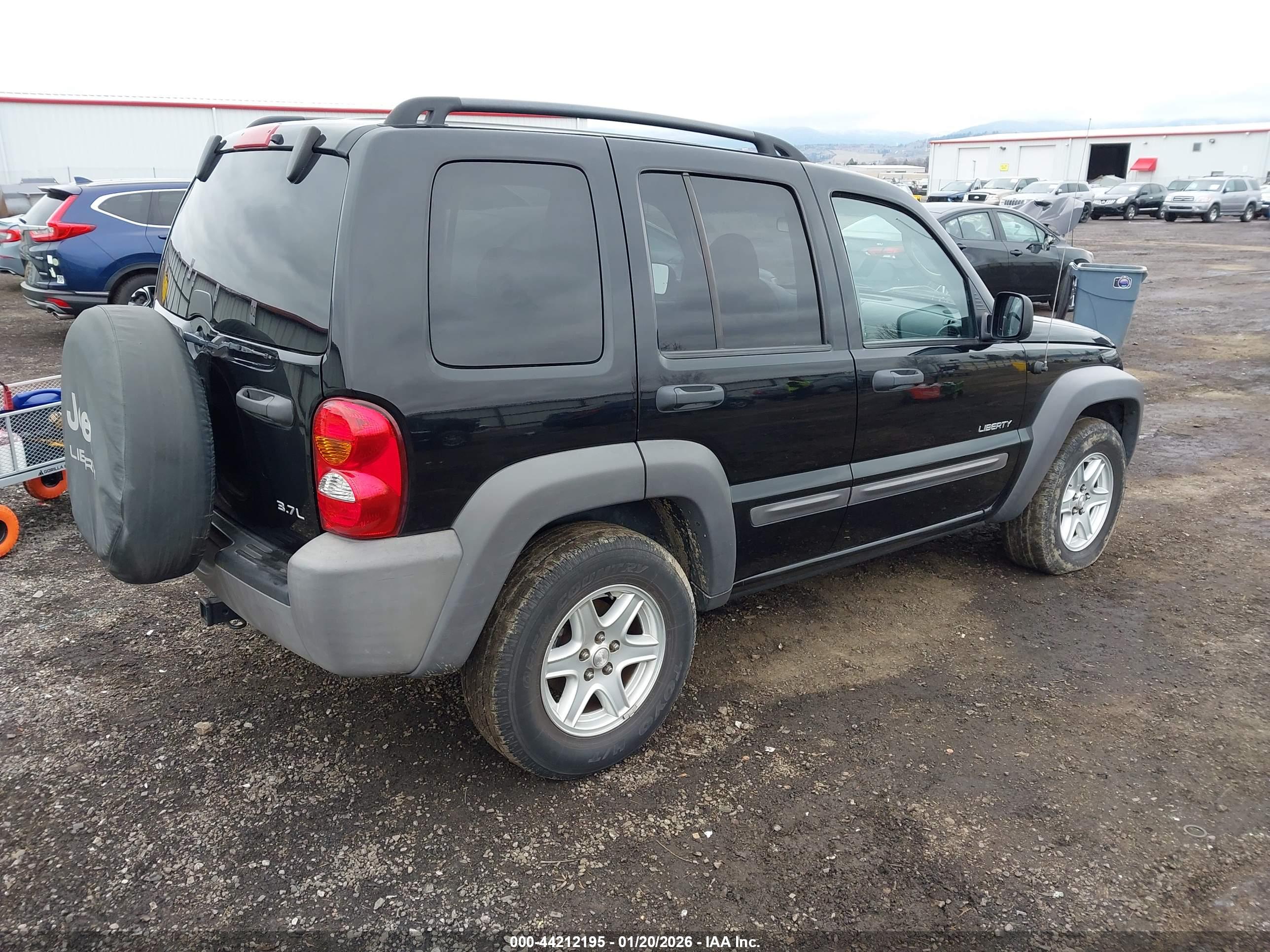 JEEP LIBERTY image 4