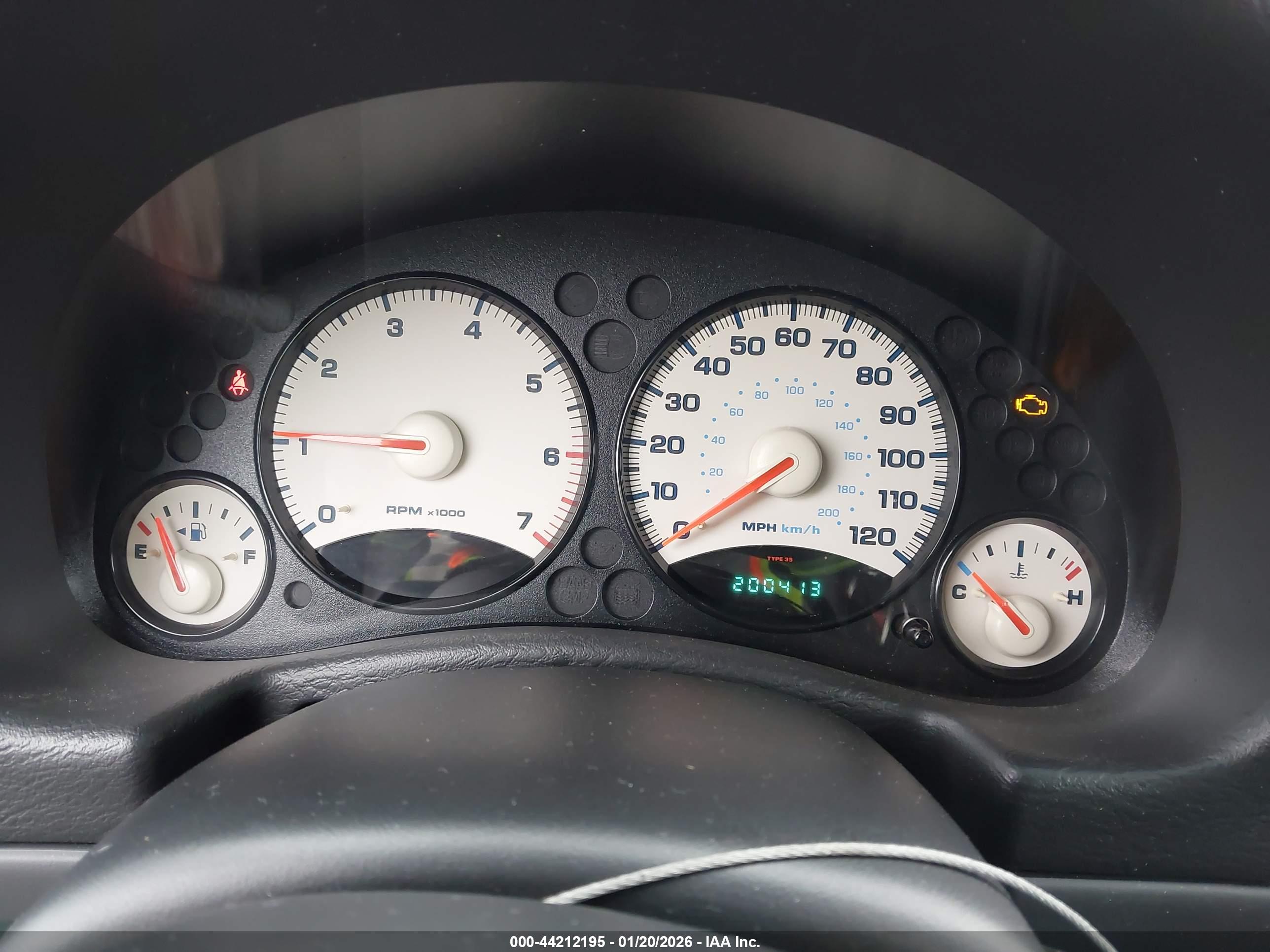 JEEP LIBERTY image 7