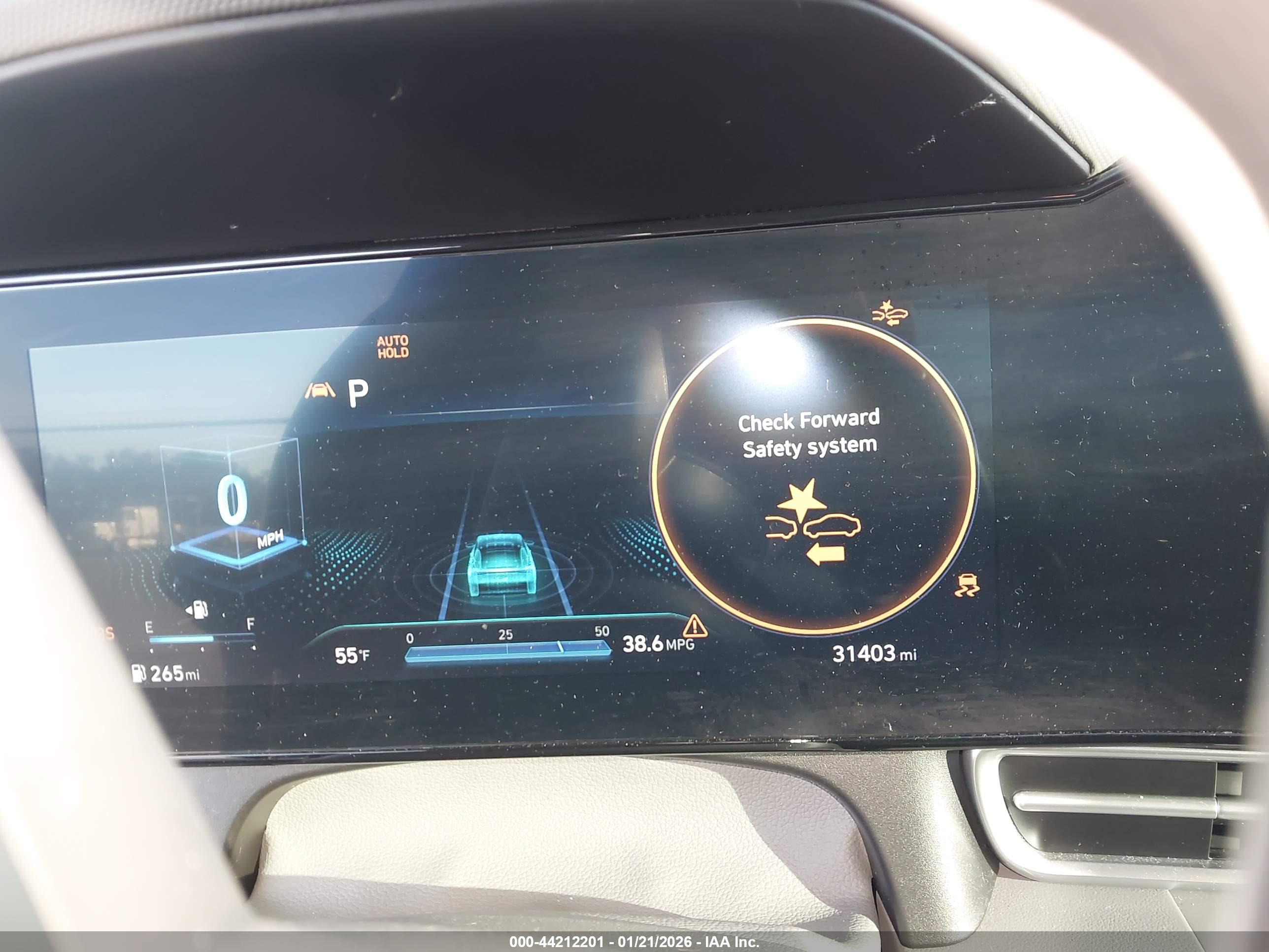 HYUNDAI ELANTRA image 7