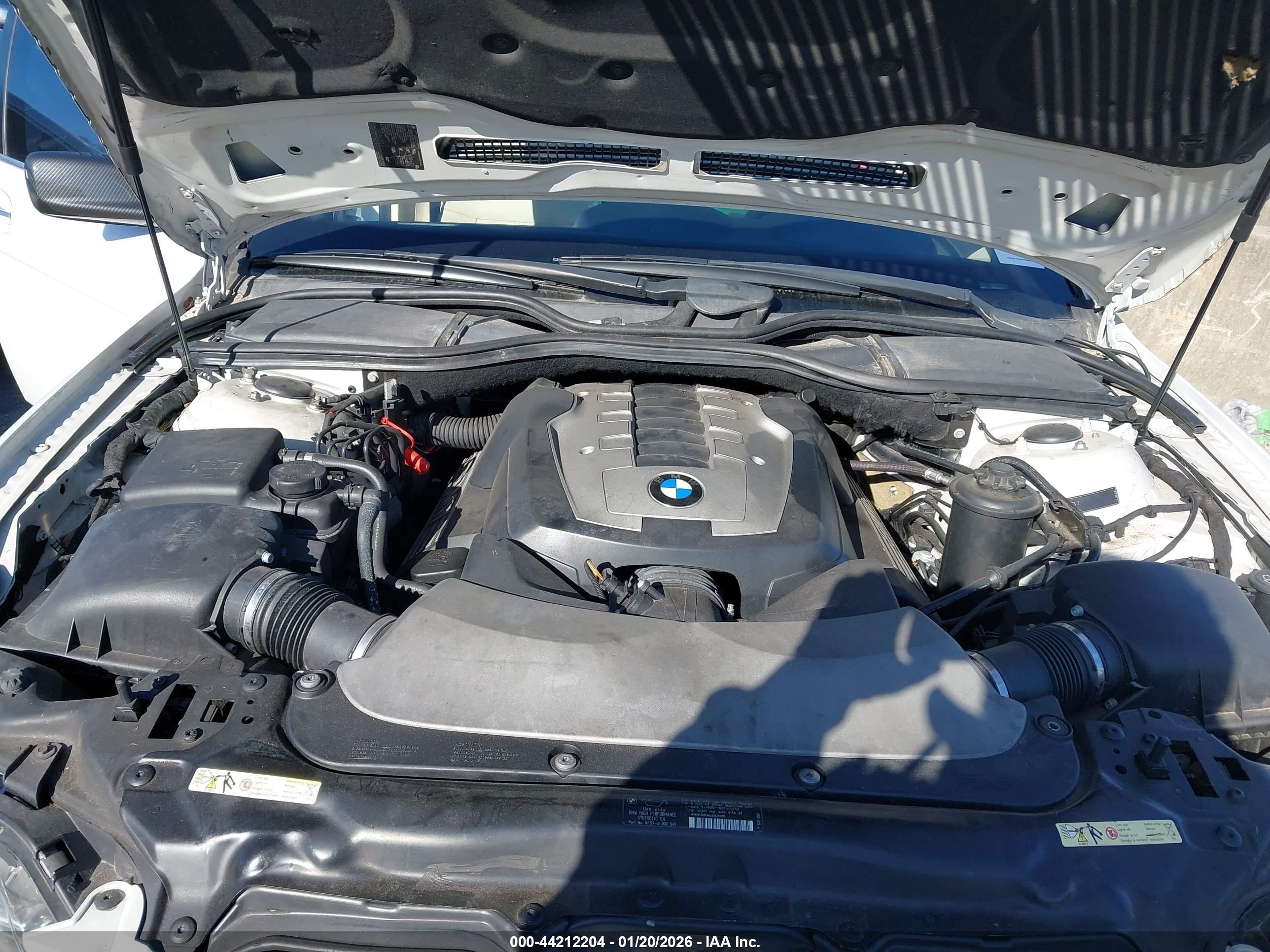 BMW 750I image 10