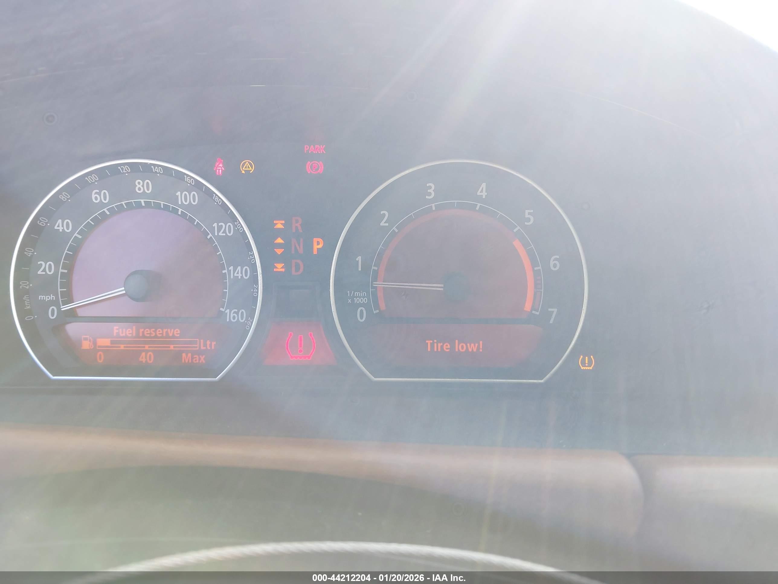 BMW 750I image 7