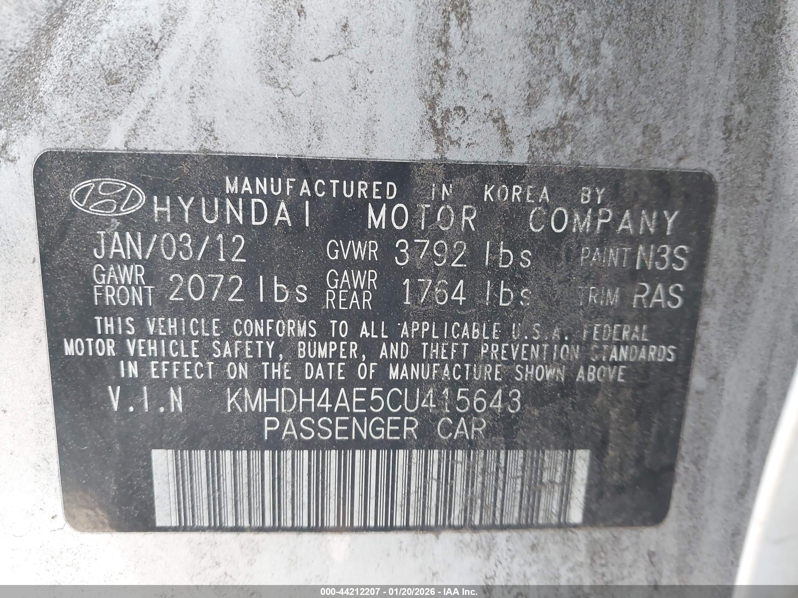HYUNDAI ELANTRA image 9