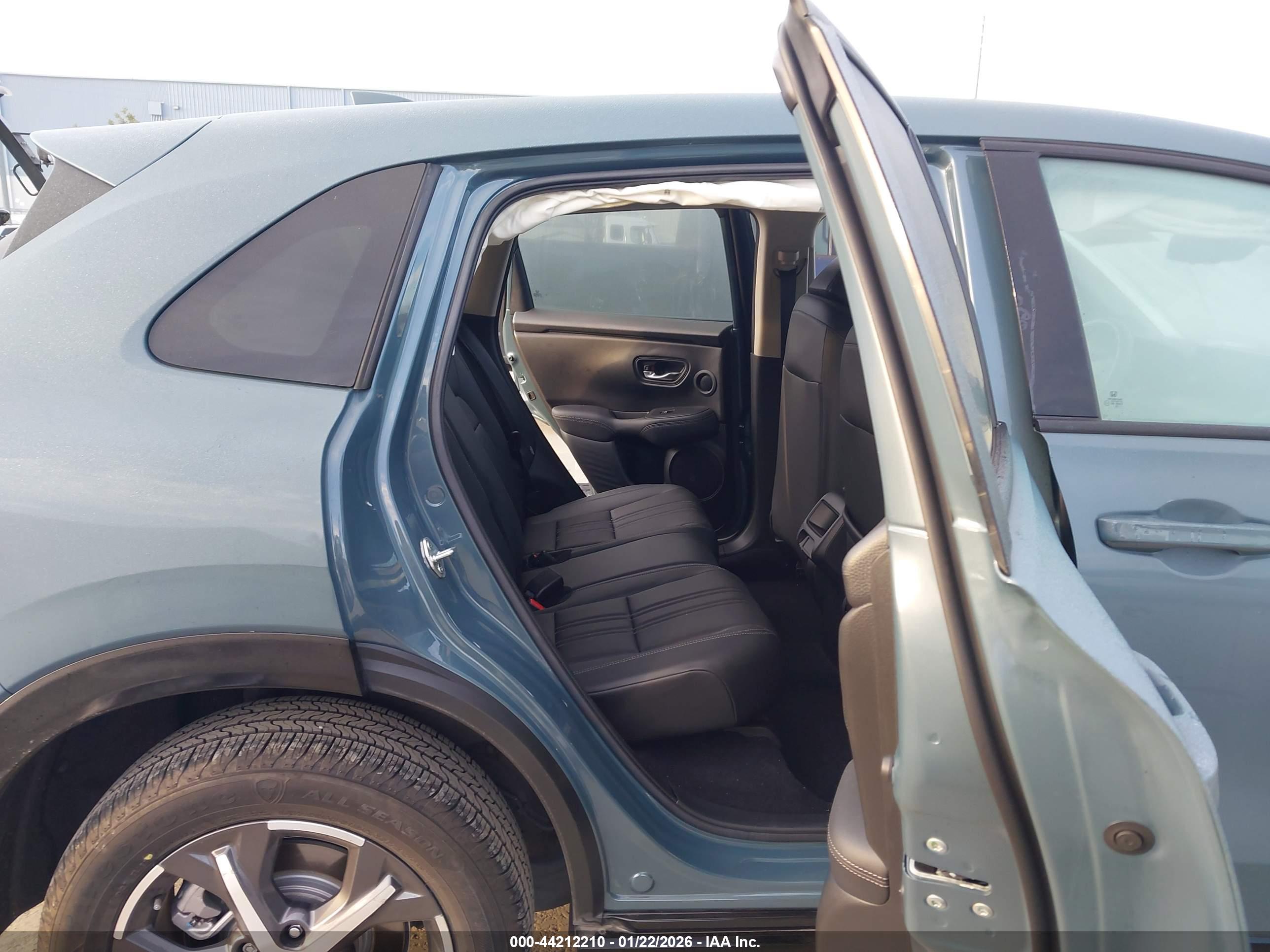HONDA HR-V image 8
