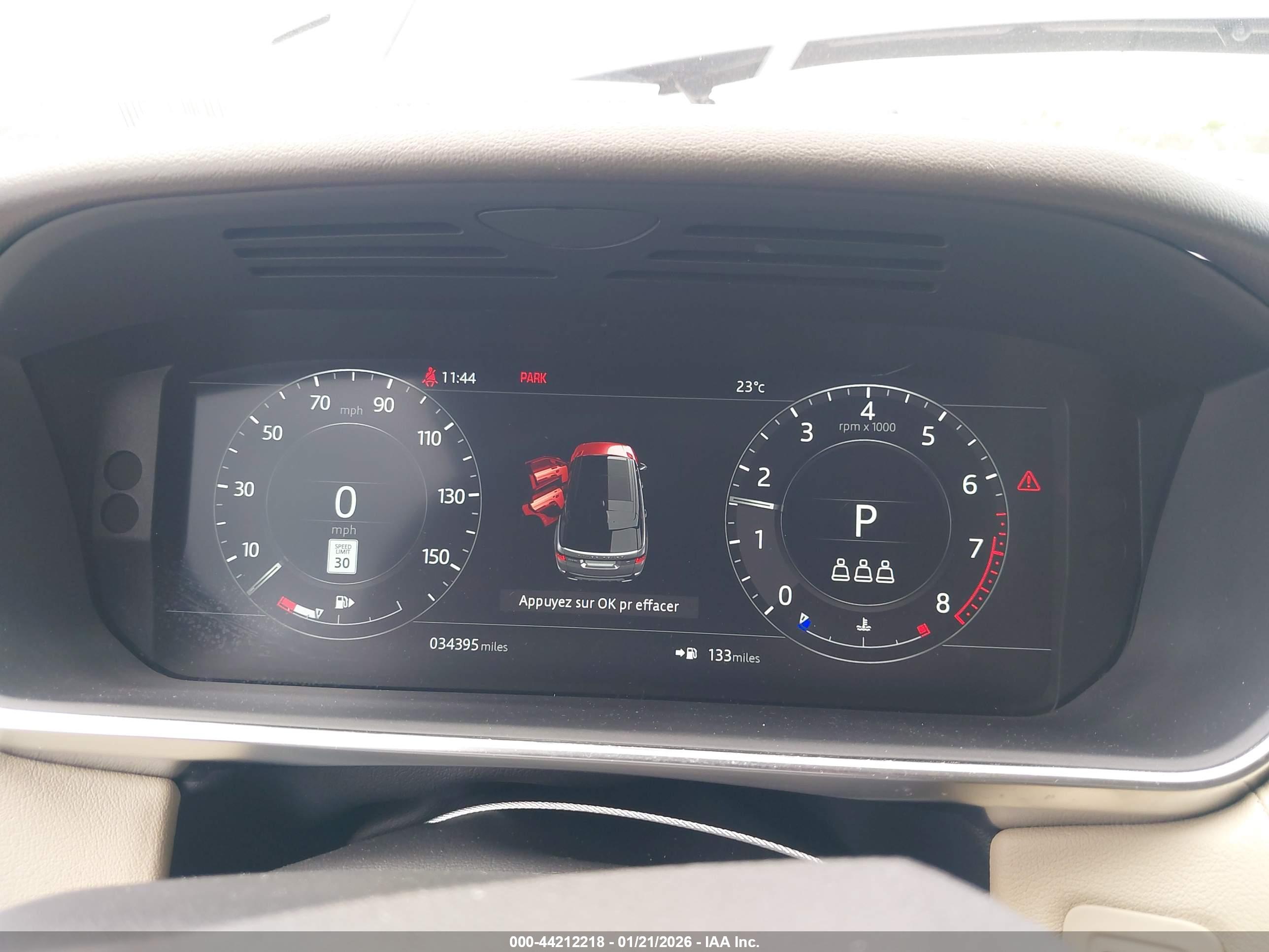 LAND ROVER image 7