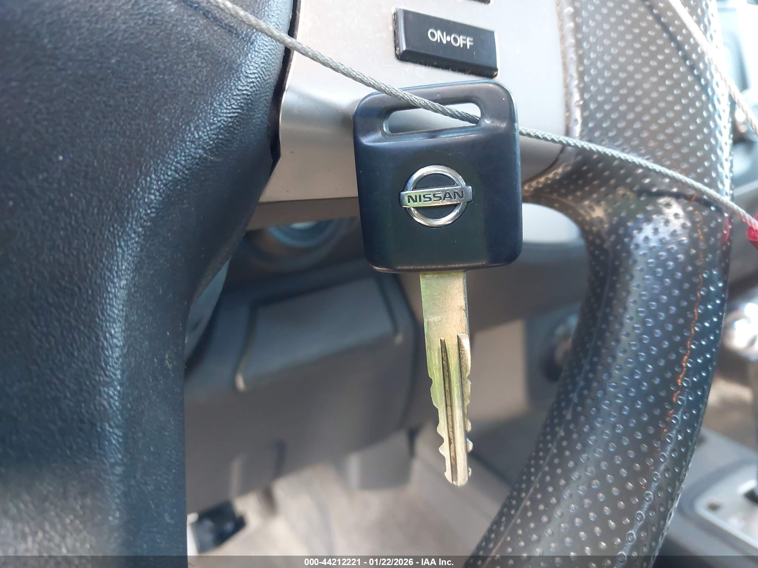 NISSAN FRONTIER image 11