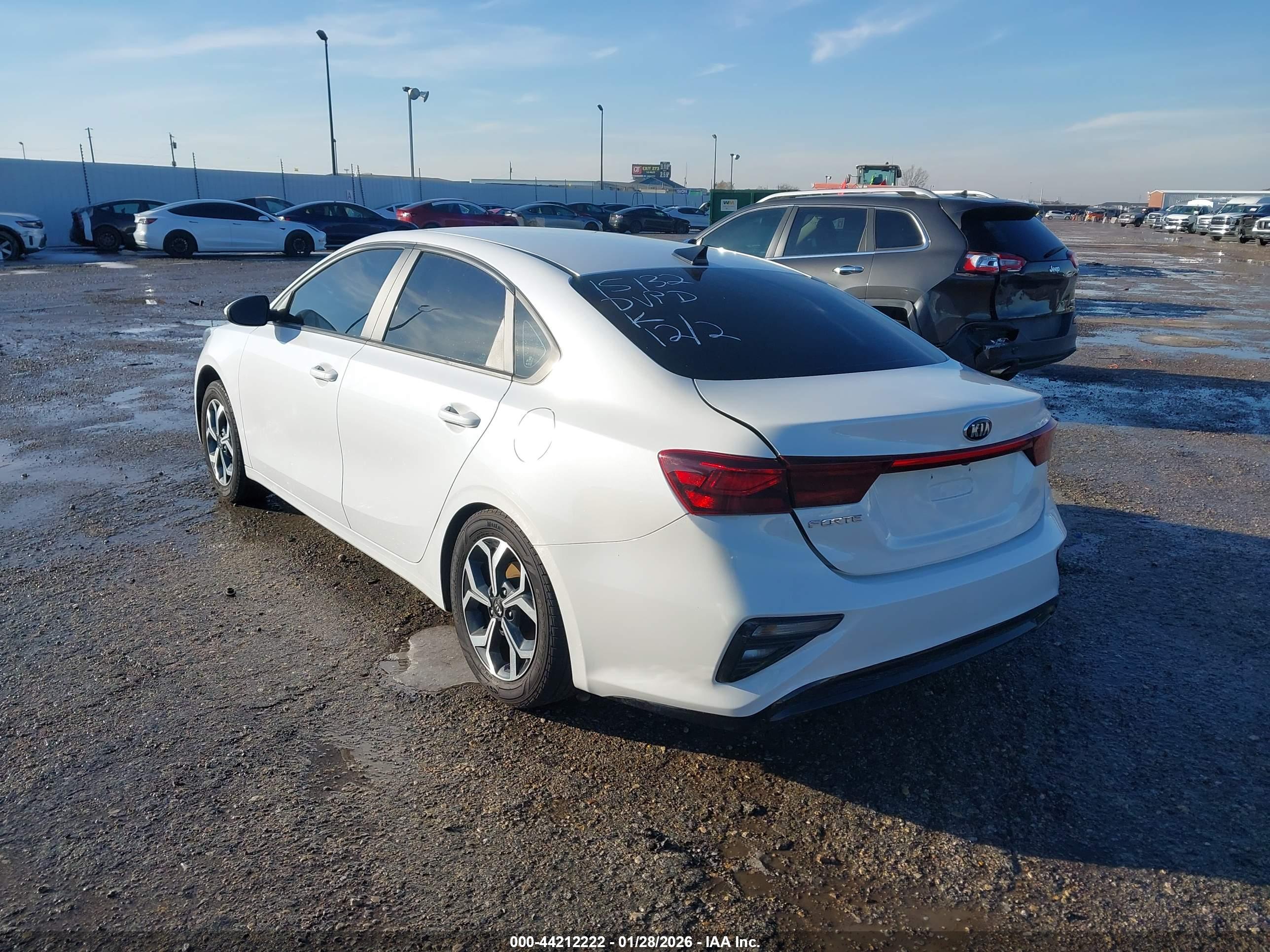 KIA FORTE image 3