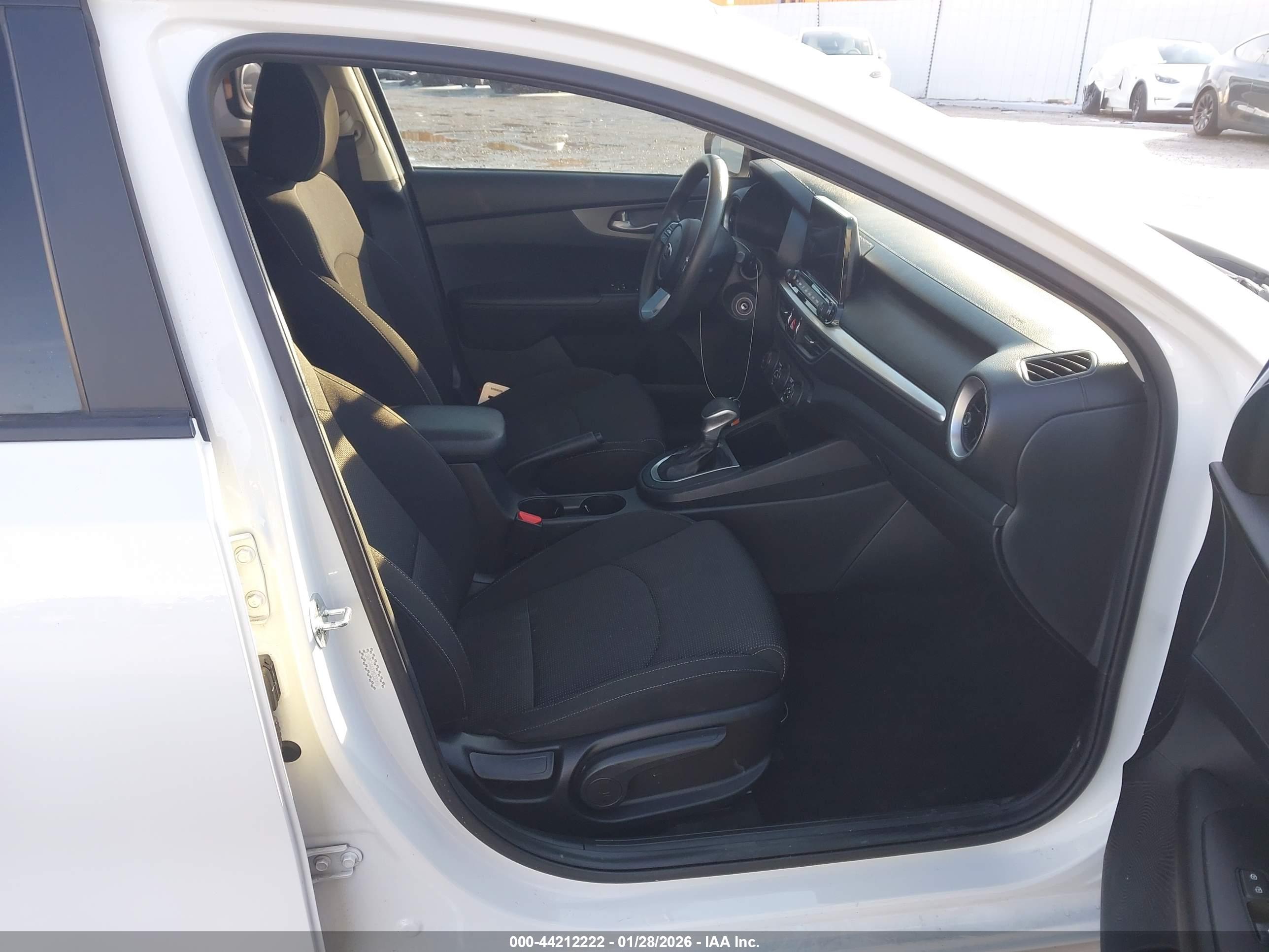 KIA FORTE image 5